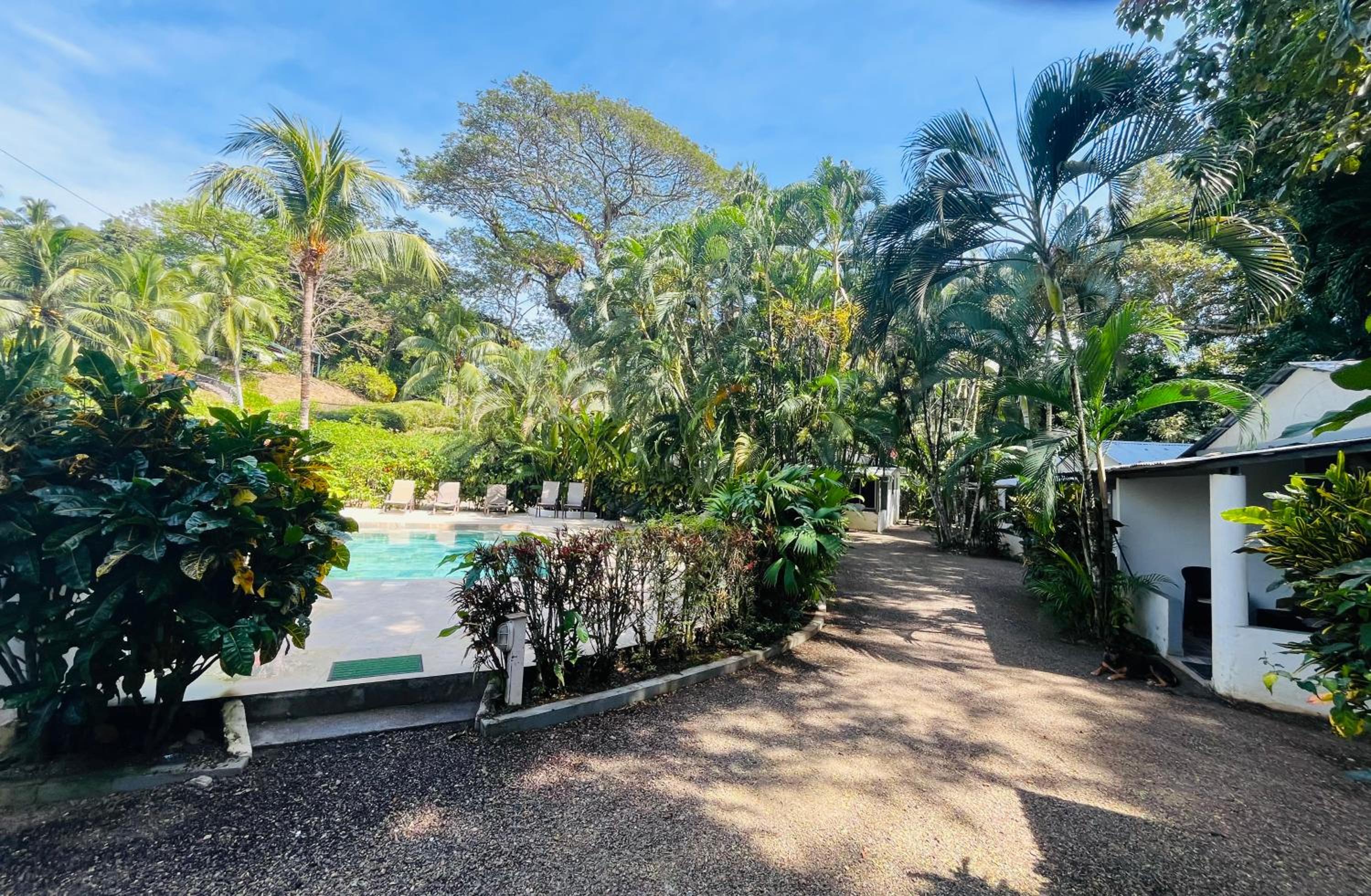 Central Pacific Areas Vacations - Villas Majolana - Property Image 6