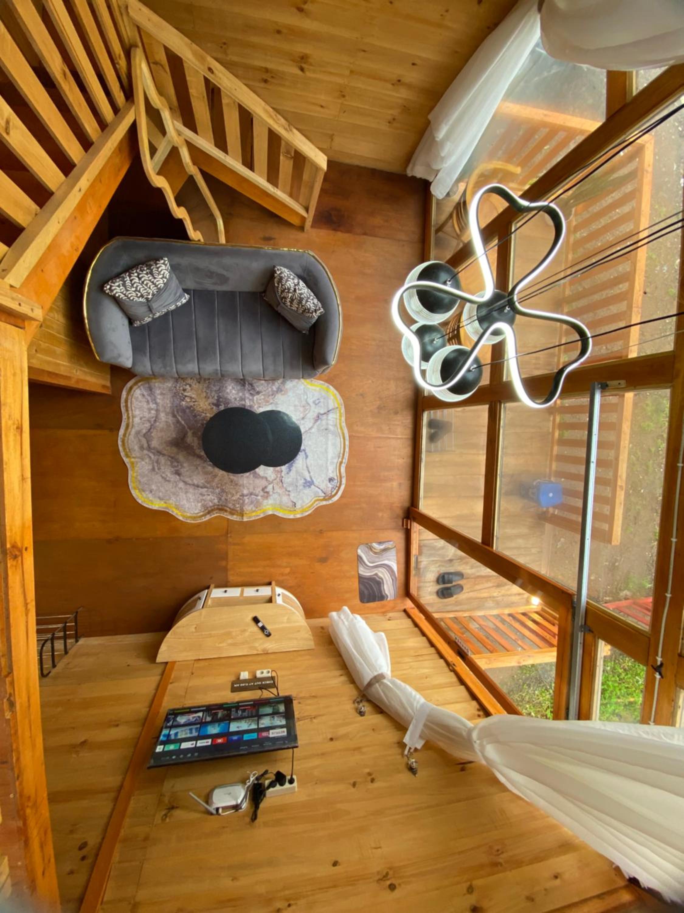Calla Cabin 2 view 3