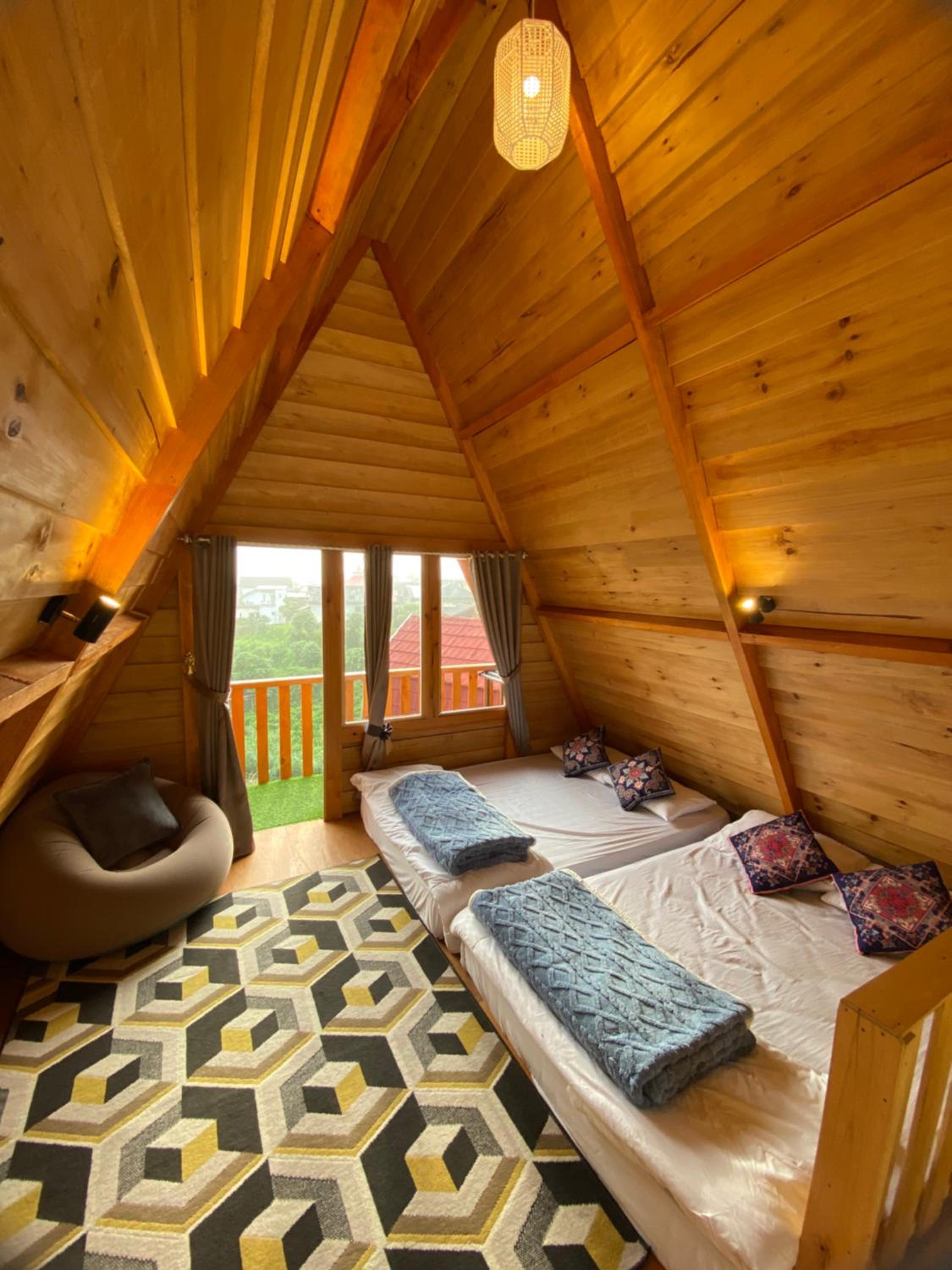 Calla Cabin 2 view 5