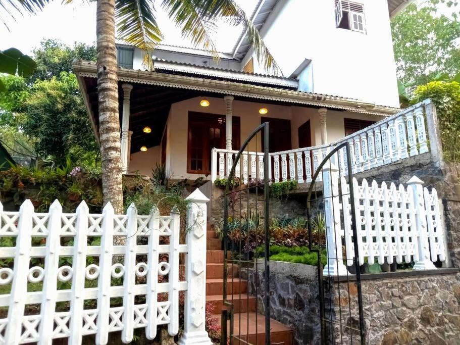Natural Cottage Galle