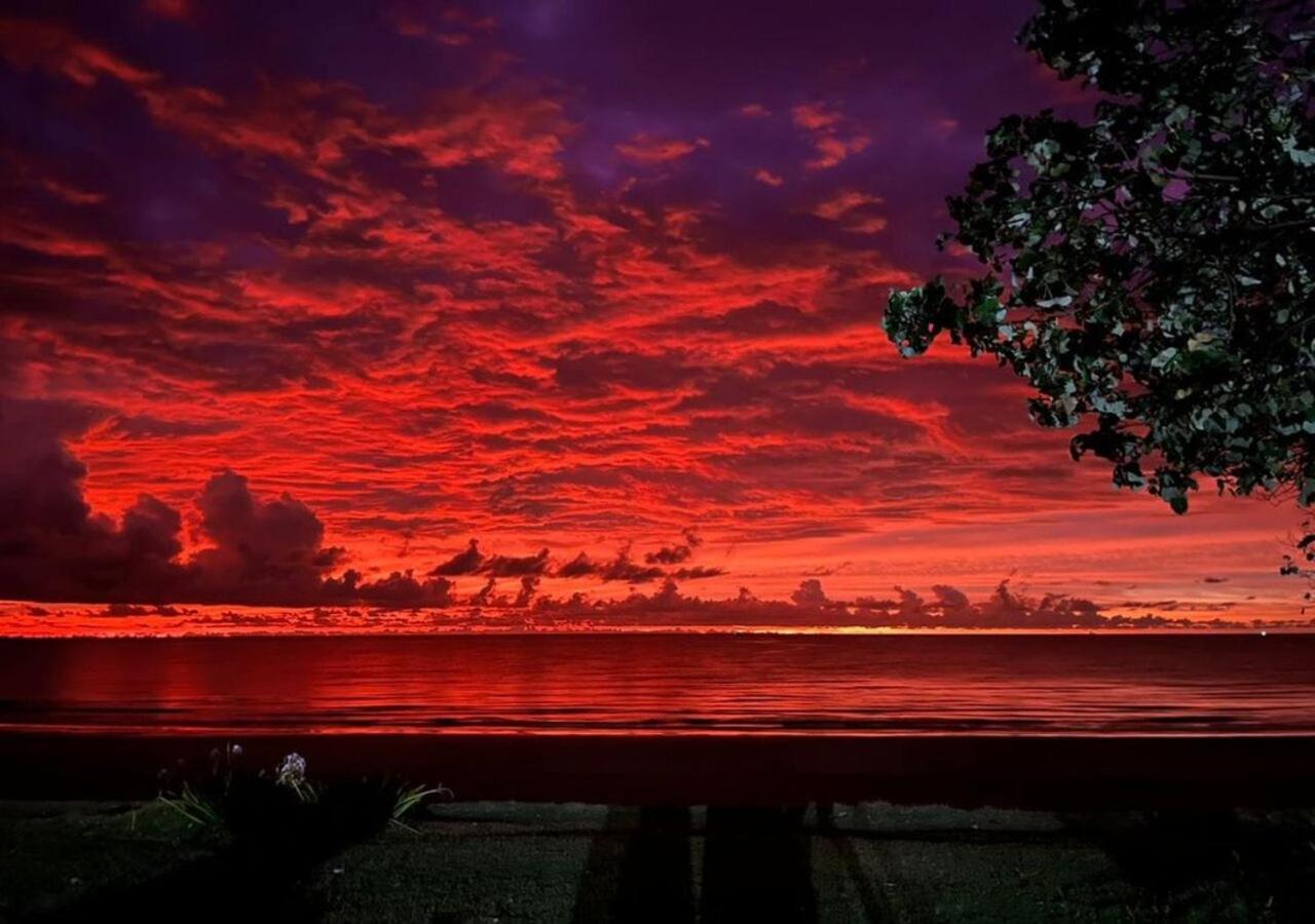 Borneo Beach Villa & Suite