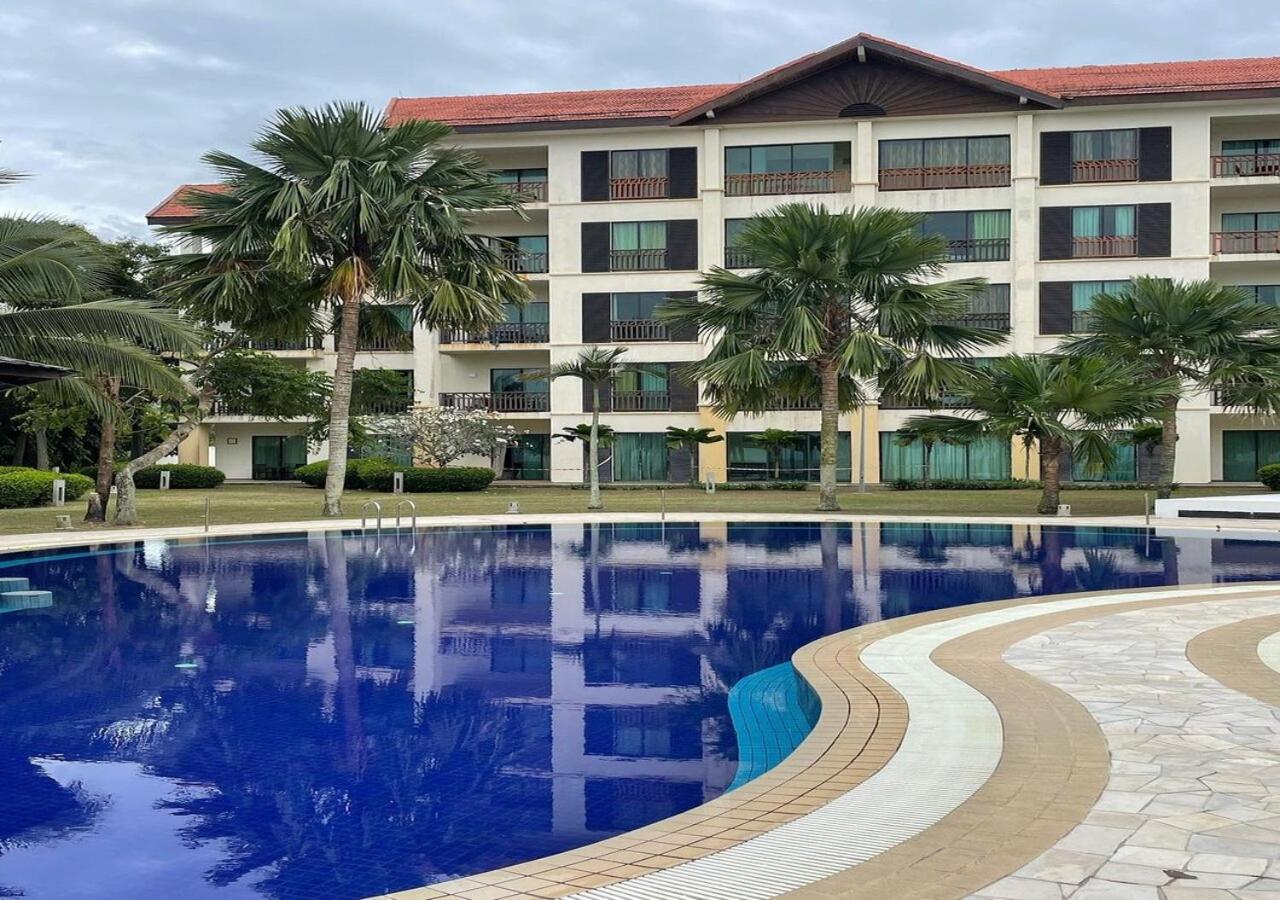 Borneo Beach Villa & Suite