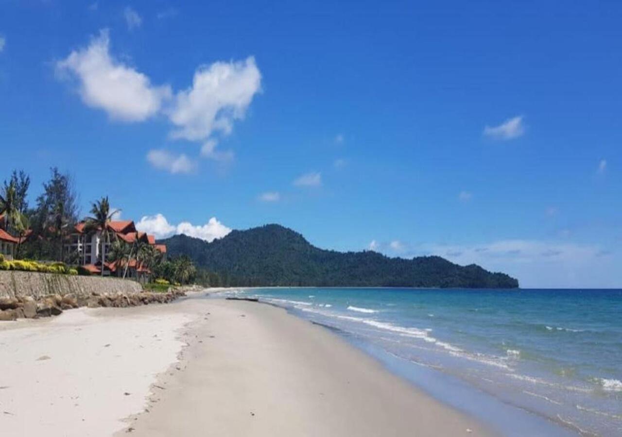 Borneo Beach Villa & Suite