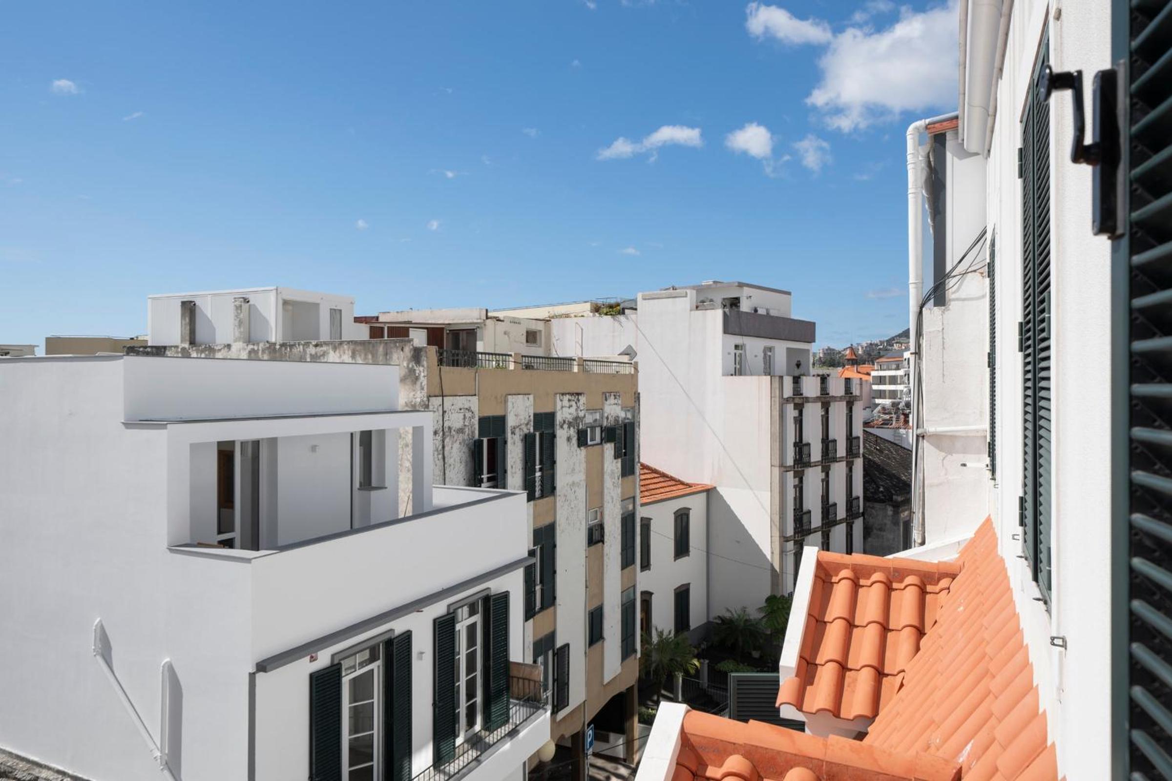 Apartamento do Carmo by An Island Apart