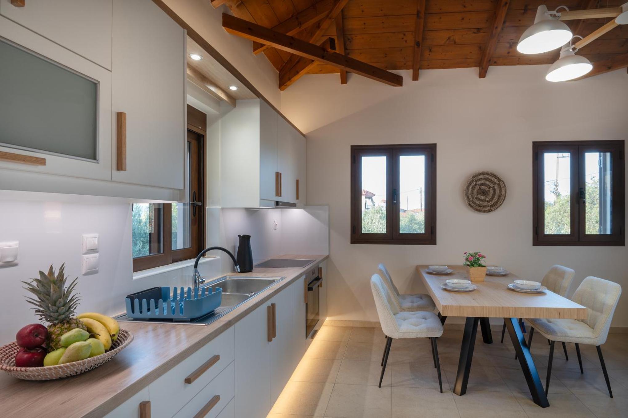 Stoupa Harmony Suites - Two Bedroom Apartment