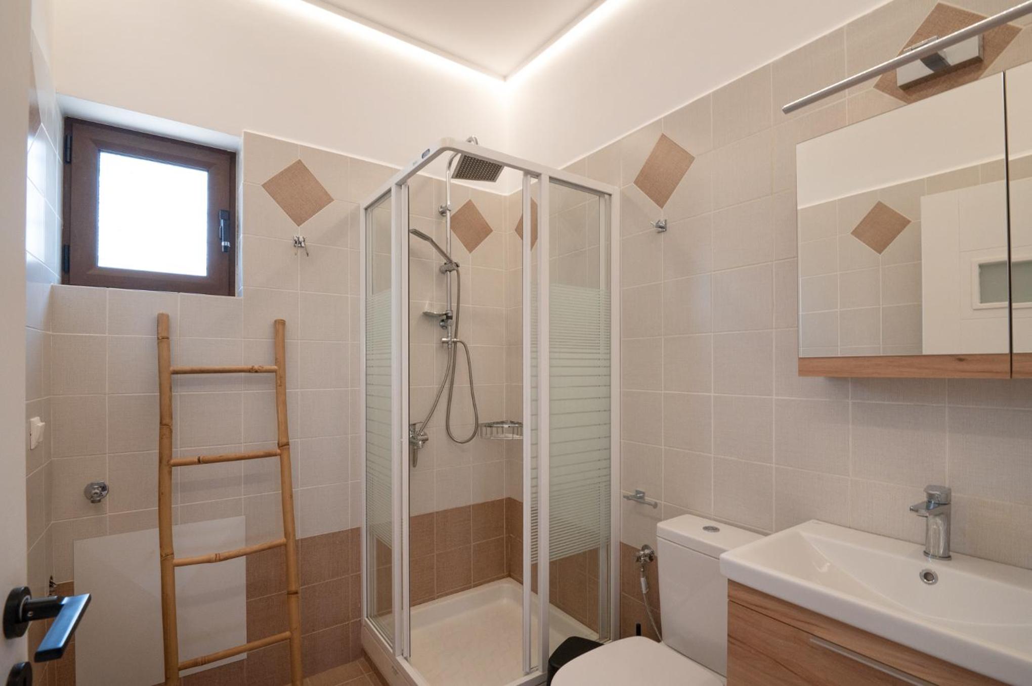 Stoupa Harmony Suites - Two Bedroom Apartment