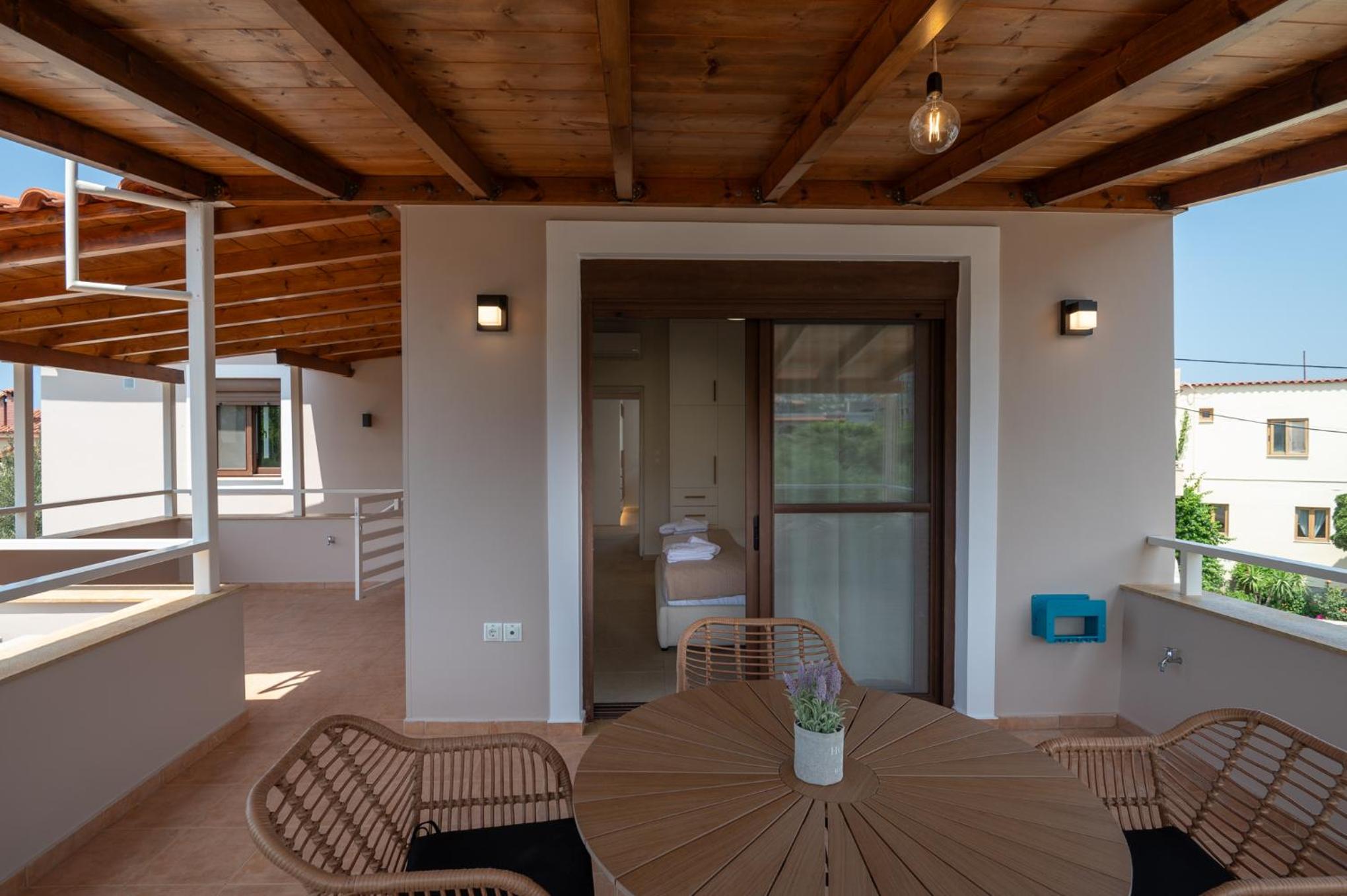 Stoupa Harmony Suites - Two Bedroom Apartment