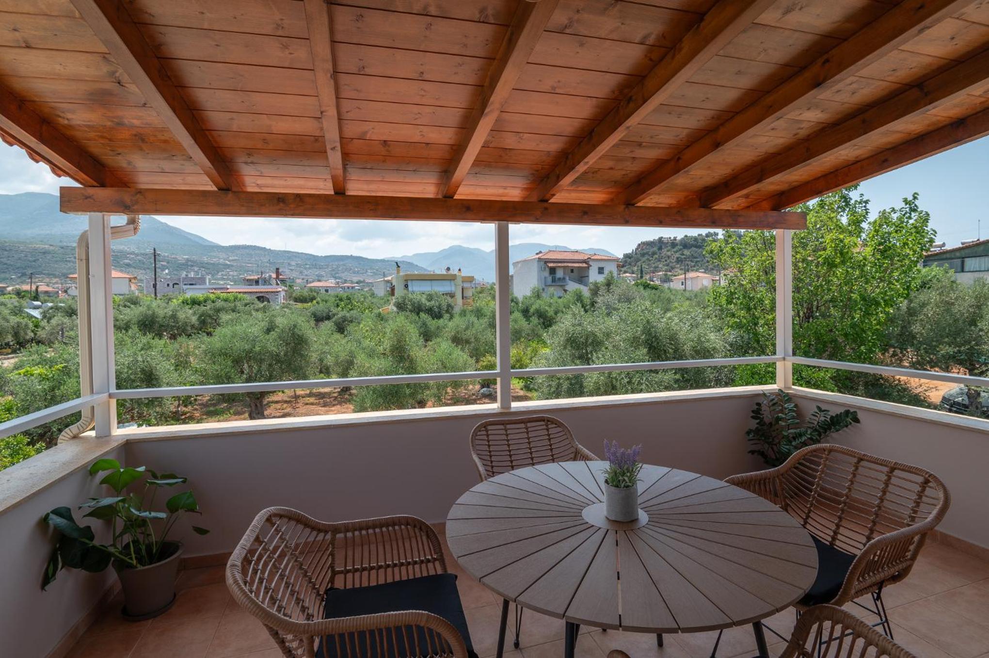 Stoupa Harmony Suites - Two Bedroom Apartment