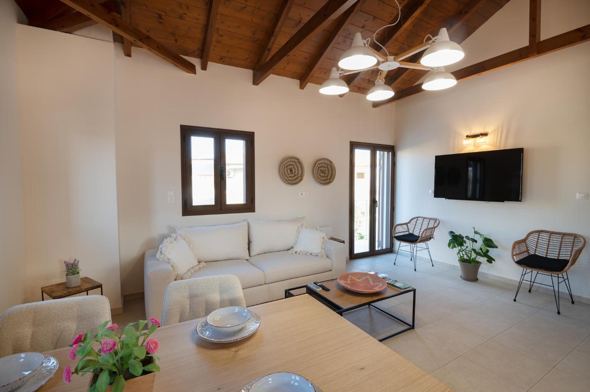 Stoupa Harmony Suites - Two Bedroom Apartment