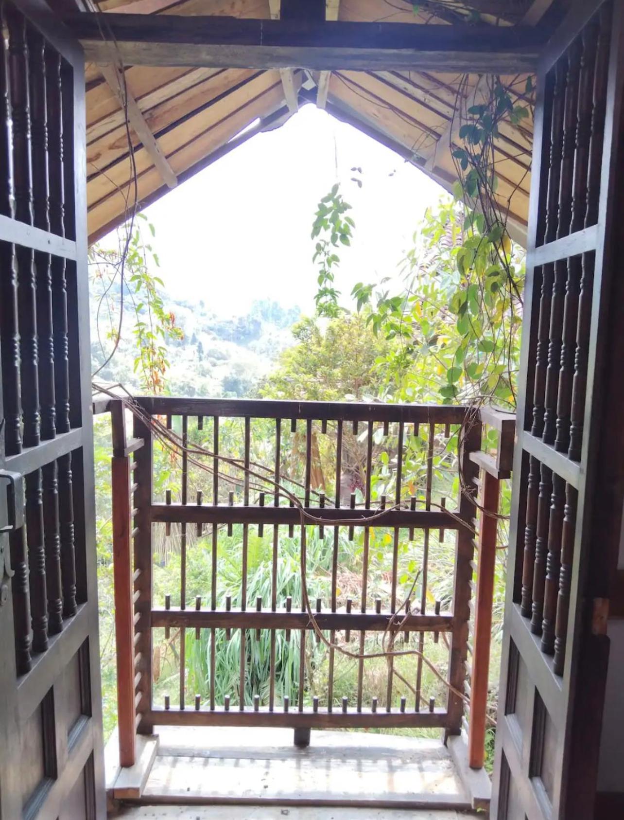 Casa sol y montaña