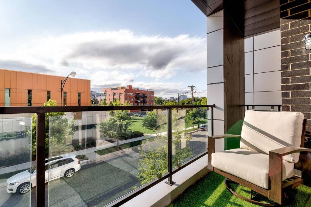 2 Newly Built Luxury Condos with Private Roofdeck — Chicago