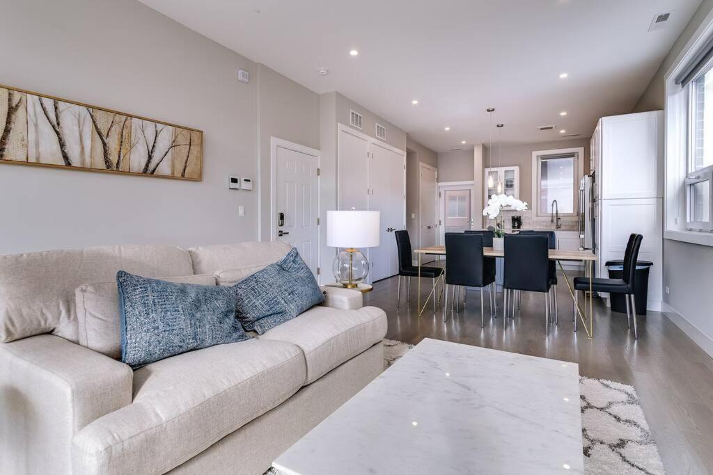 2 Newly Built Luxury Condos with Private Roofdeck photo 4