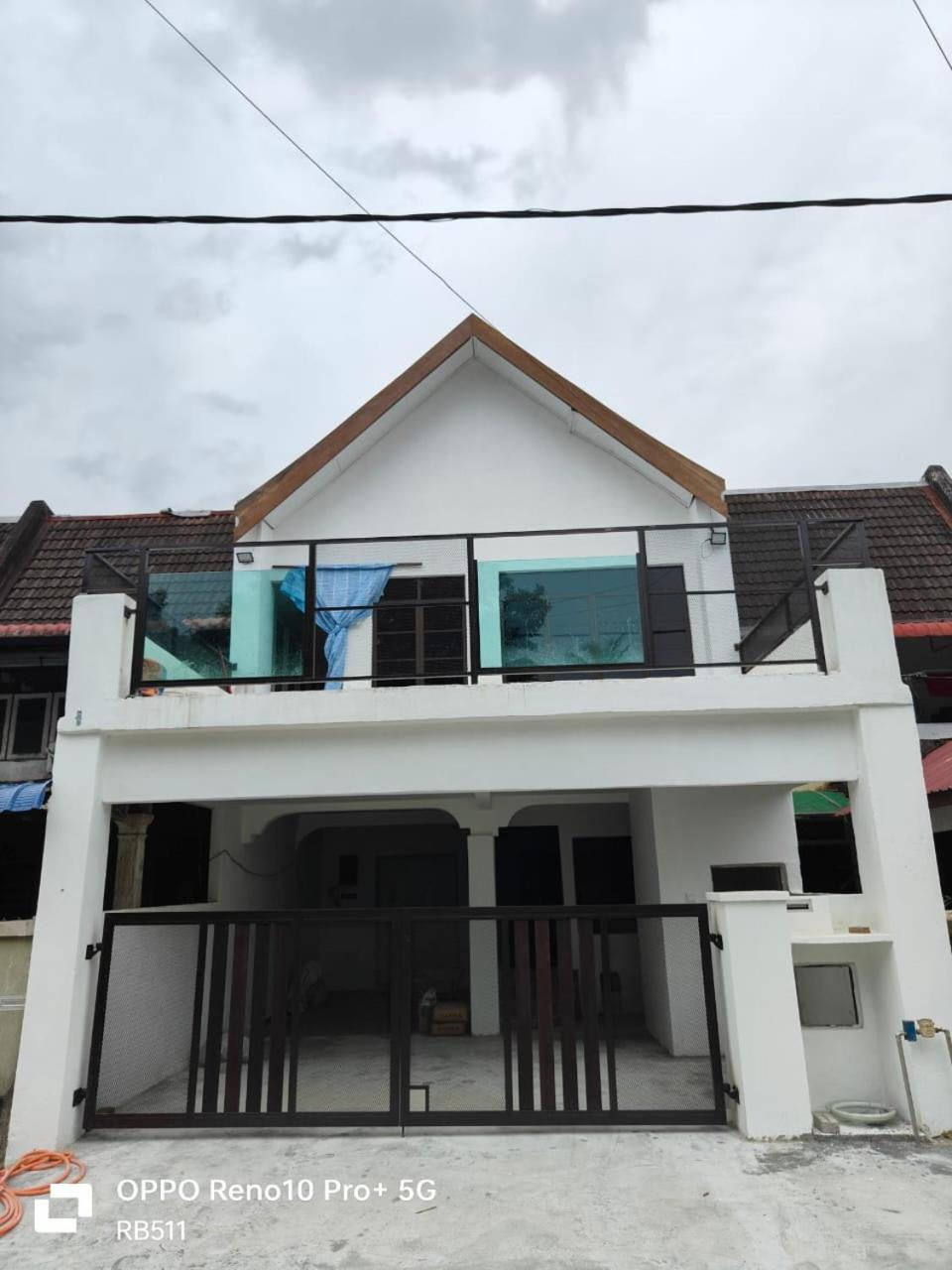 HOMESTAY DARULFALAH -Private Pool photo 1