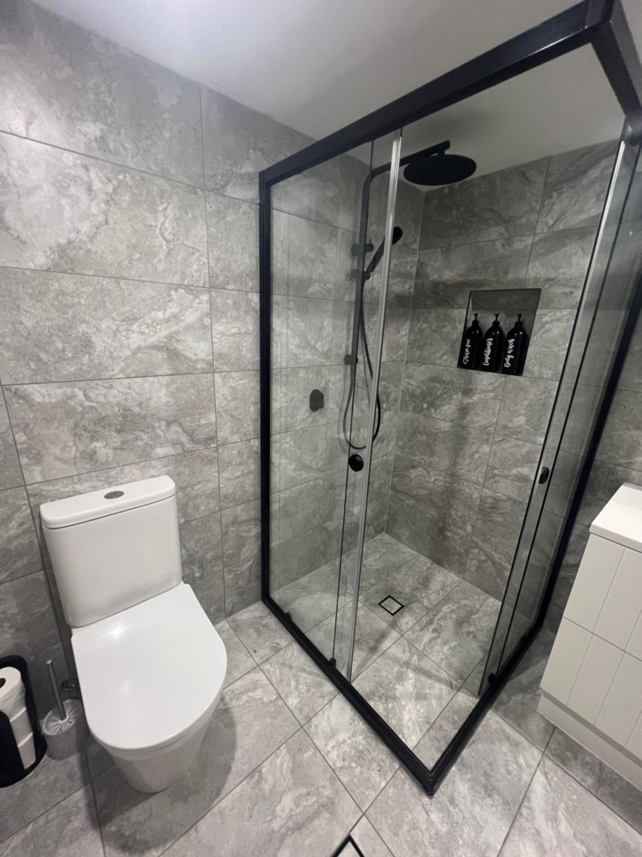 Ocean View - Alexandra Headlands Beachfront Unit