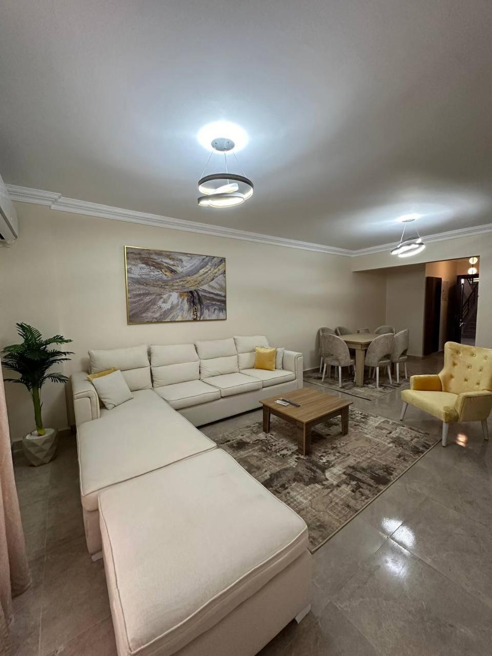Apartment for rent in zayed