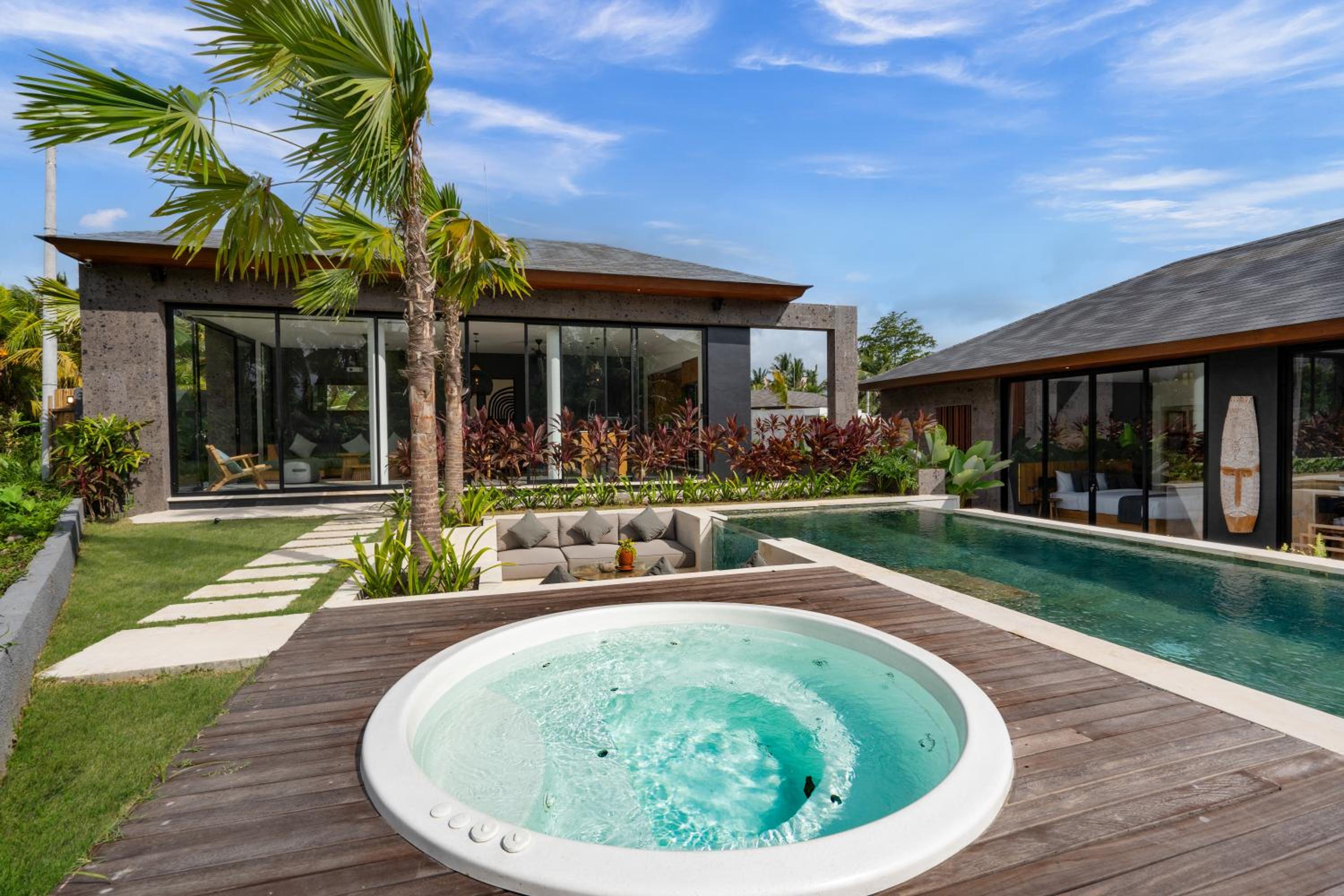 Villa Palm Angels by BaliSuperHost view 4