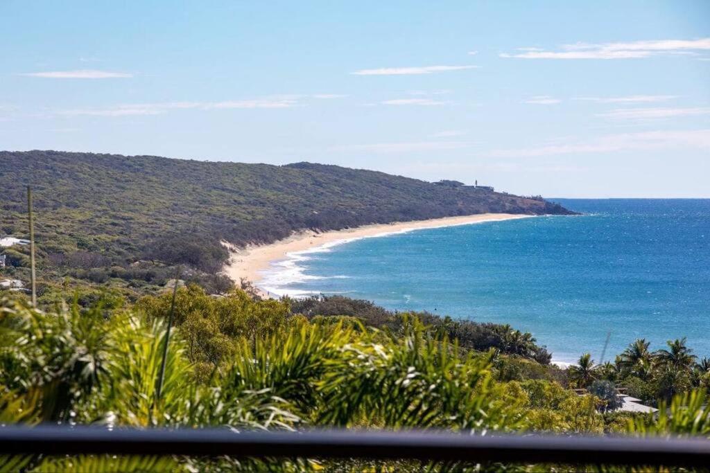Blue Sapphire - Panoramic Ocean Views of Agnes Water's Main Beach