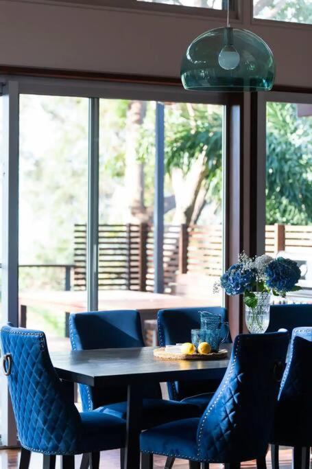 Blue Sapphire - Panoramic Ocean Views of Agnes Water's Main Beach