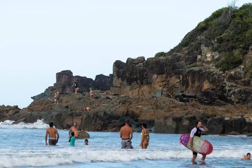 Blue Sapphire - Panoramic Ocean Views of Agnes Water's Main Beach