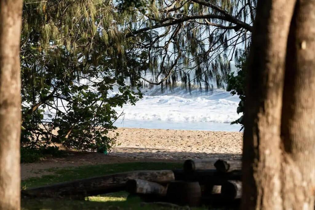 Blue Sapphire - Panoramic Ocean Views of Agnes Water's Main Beach