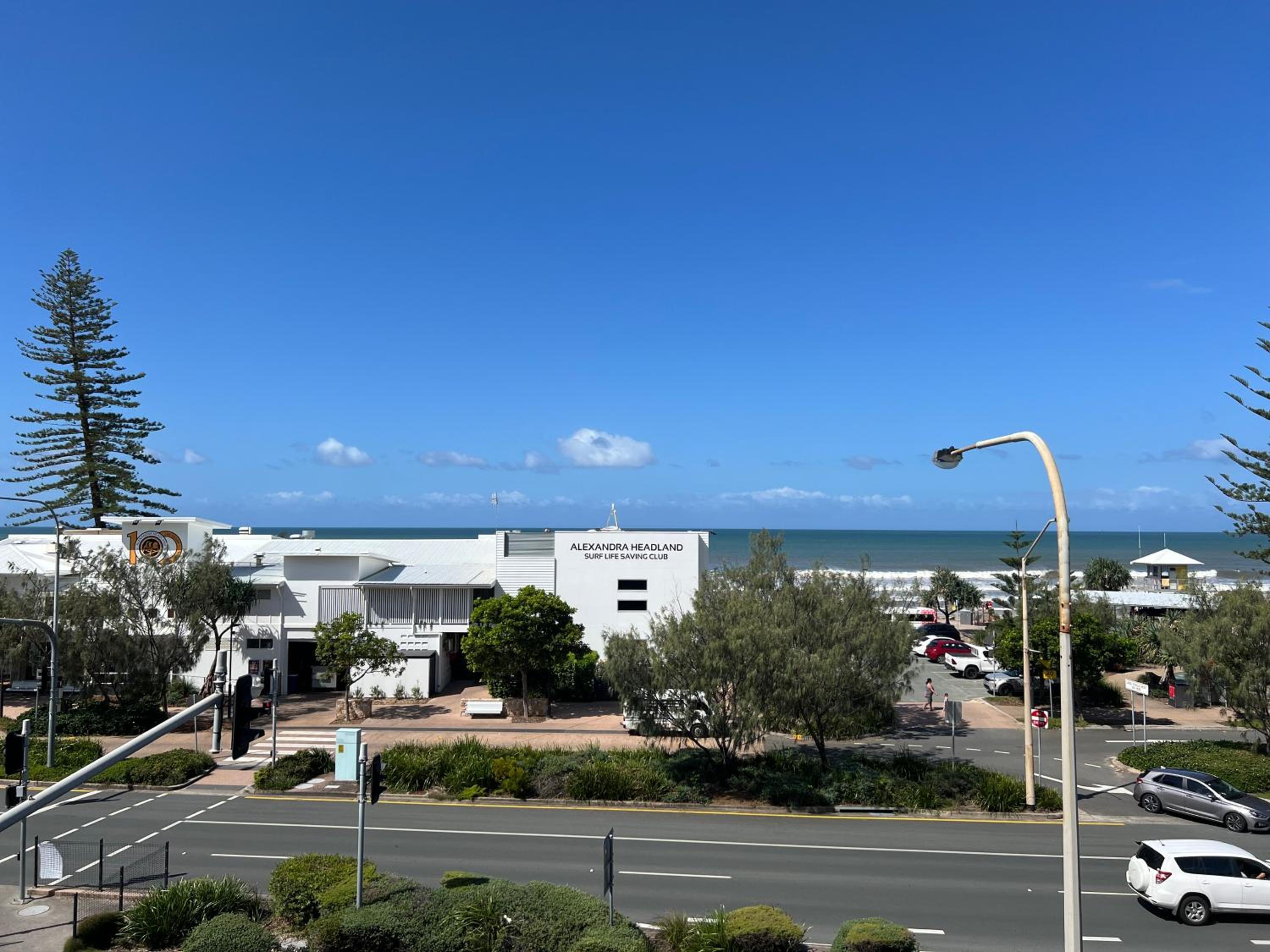 Ocean View - Alexandra Headlands Beachfront Unit
