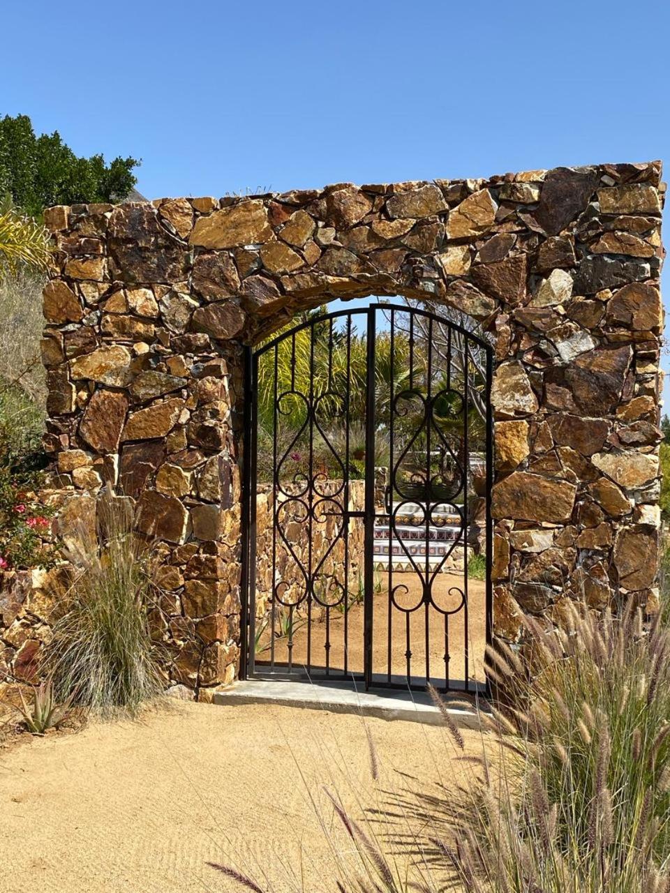 Rancho Cien Piedras