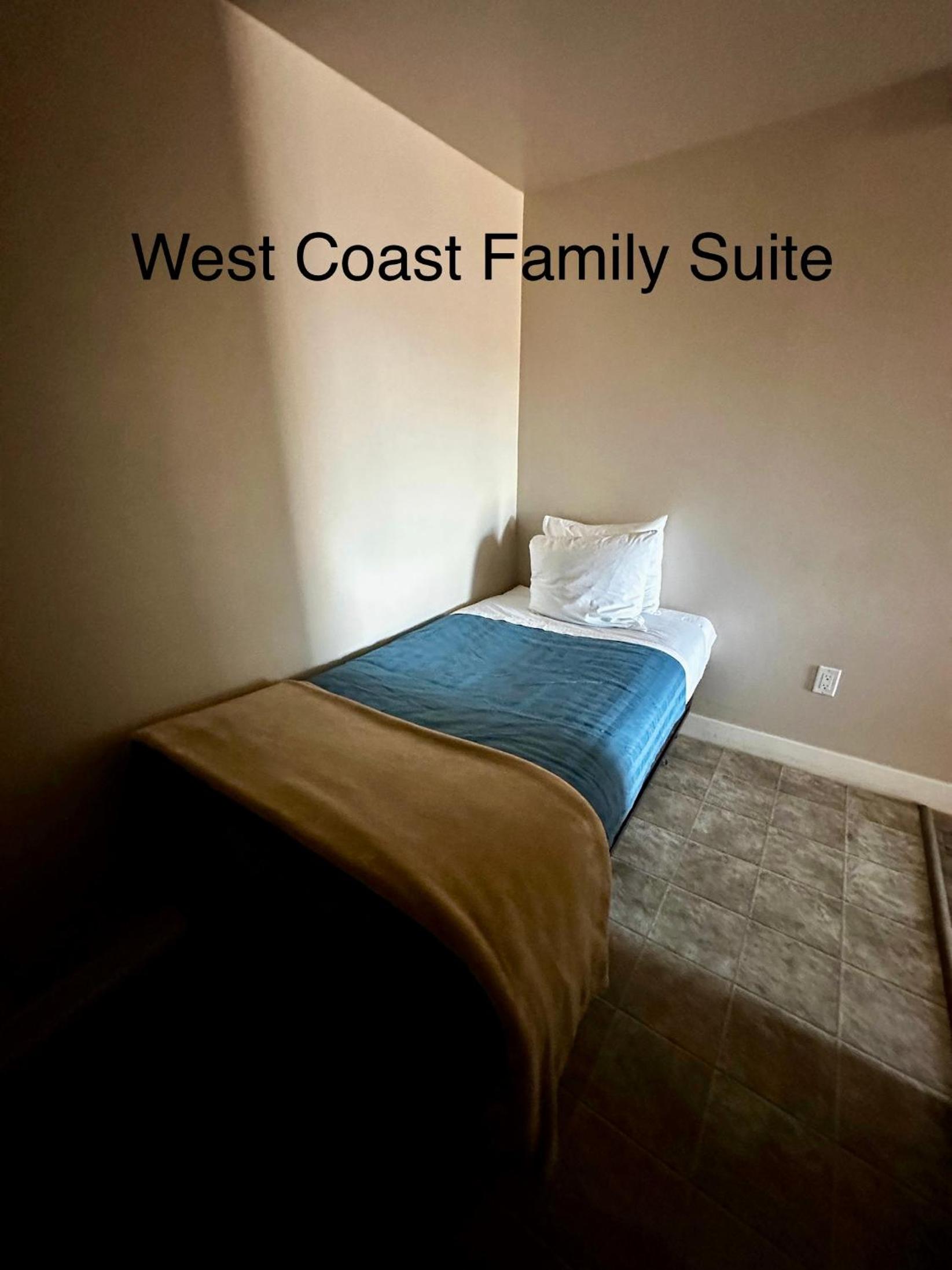 West Coast Motel on the Harbour