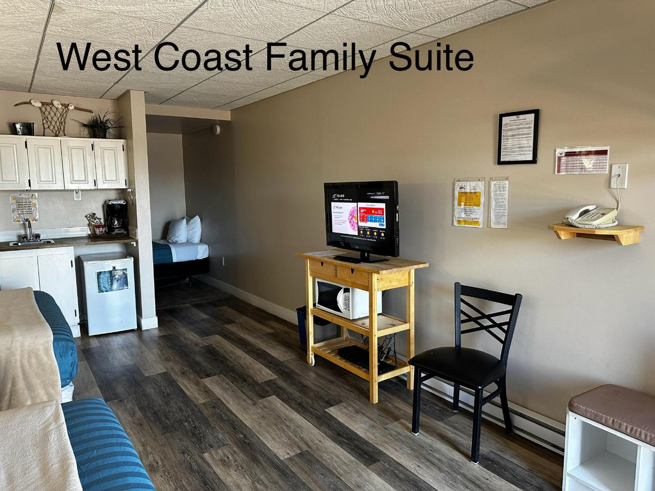 West Coast Motel on the Harbour