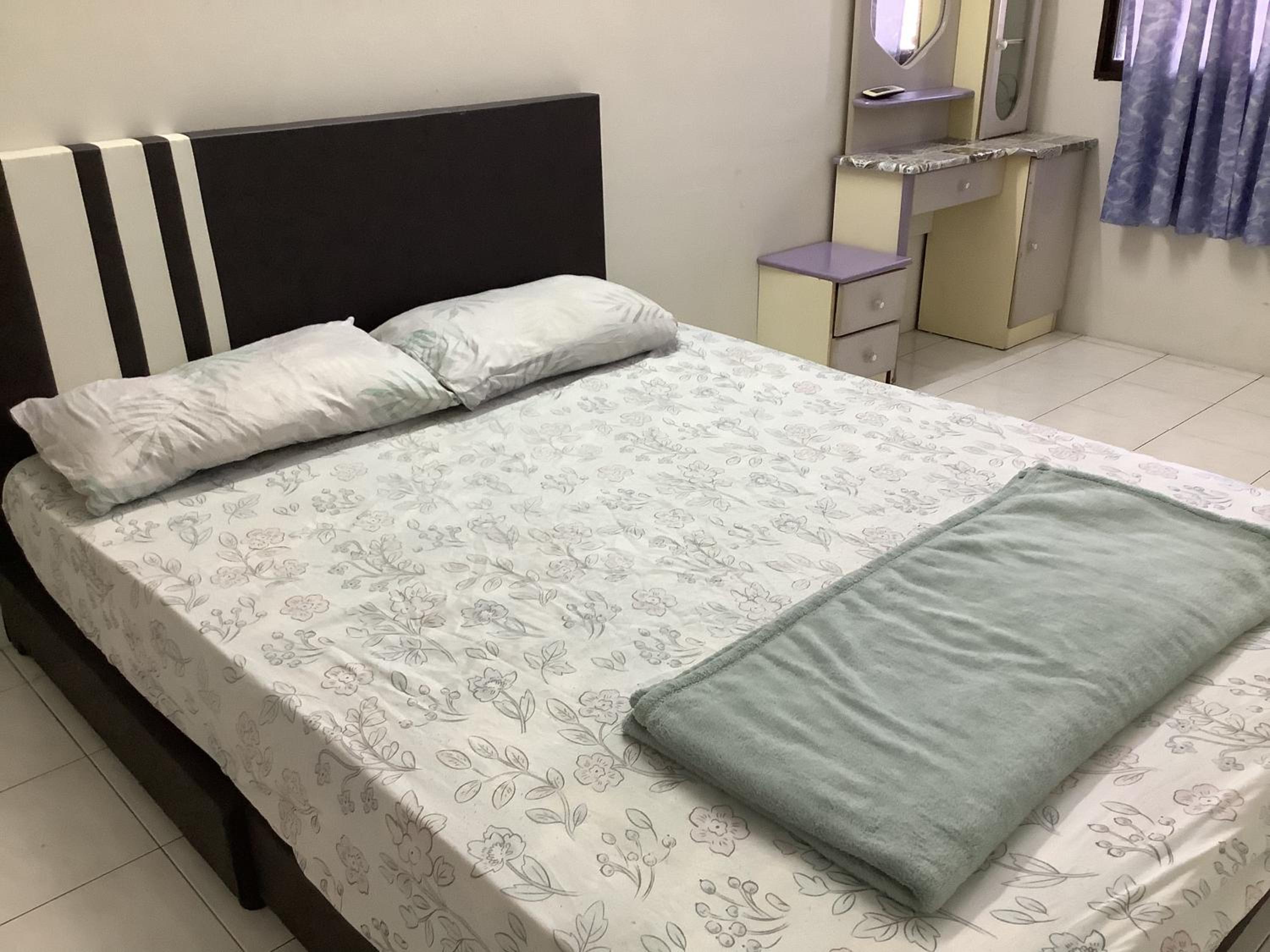 4 Bedrooms Ipoh Landed House, Ipoh Town photo 8