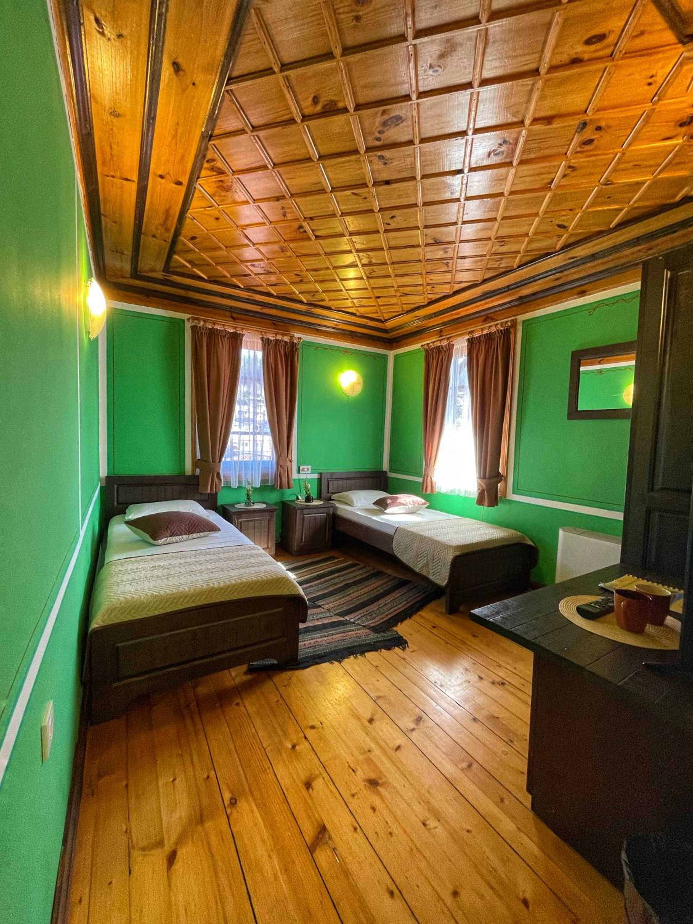 Guest rooms Colorit