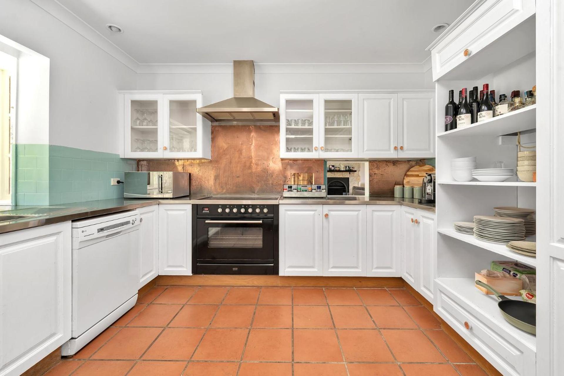 MarMel - Four bedroom home with pool and fire pit