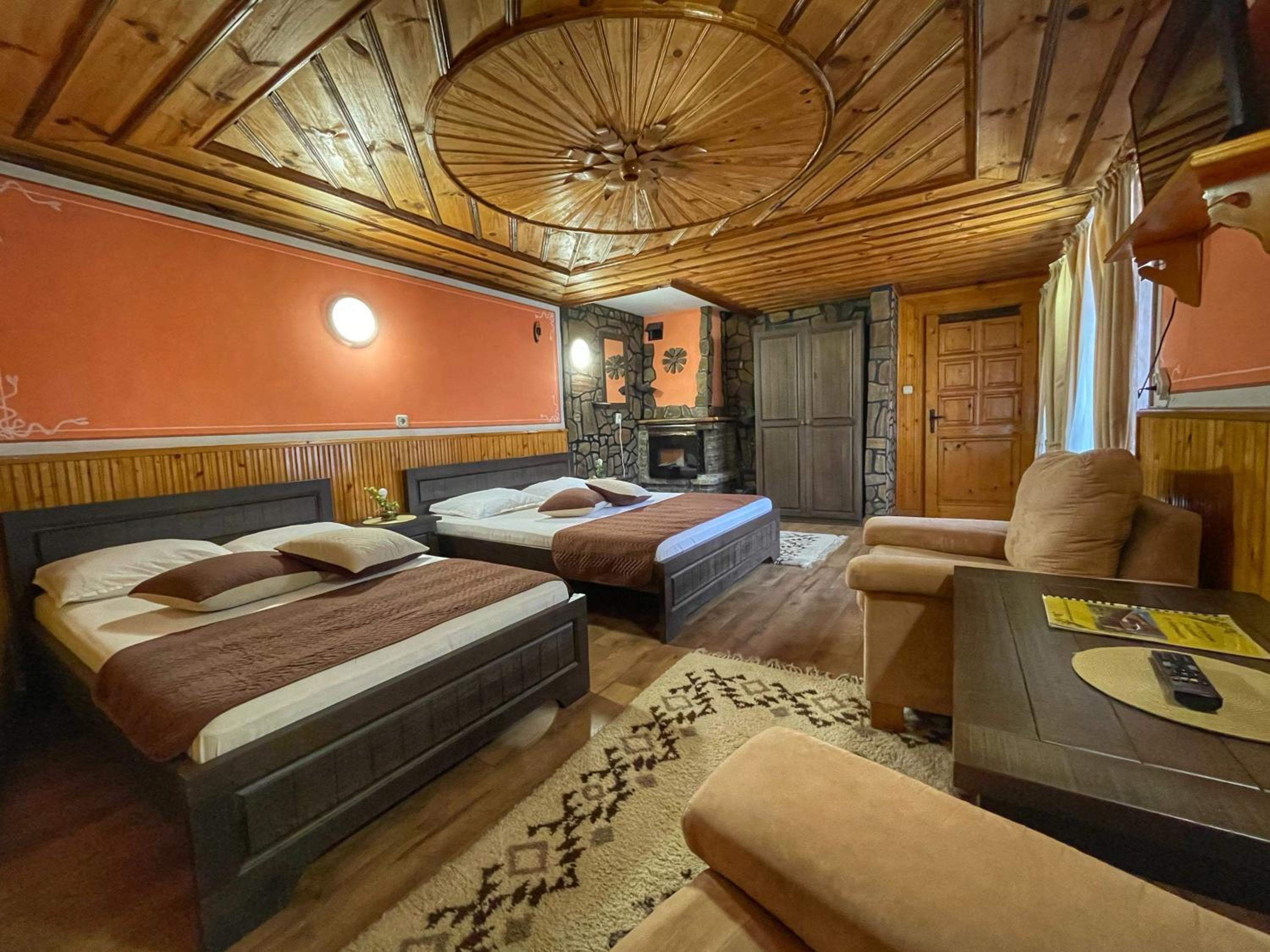 Guest rooms Colorit