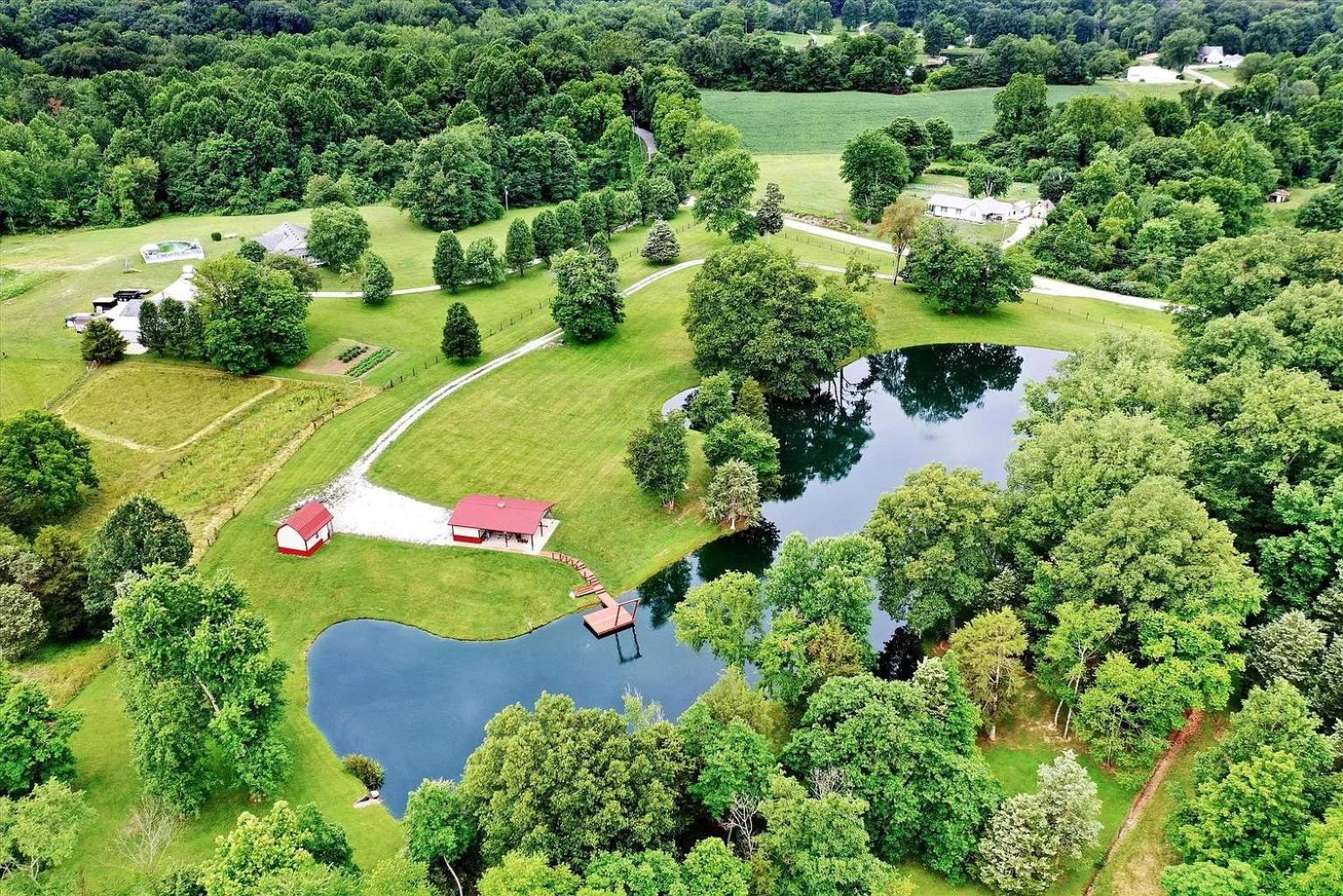 Bloomington Vacations - Mantra Bungalow At Asana Lake Retreat - Property Image 1