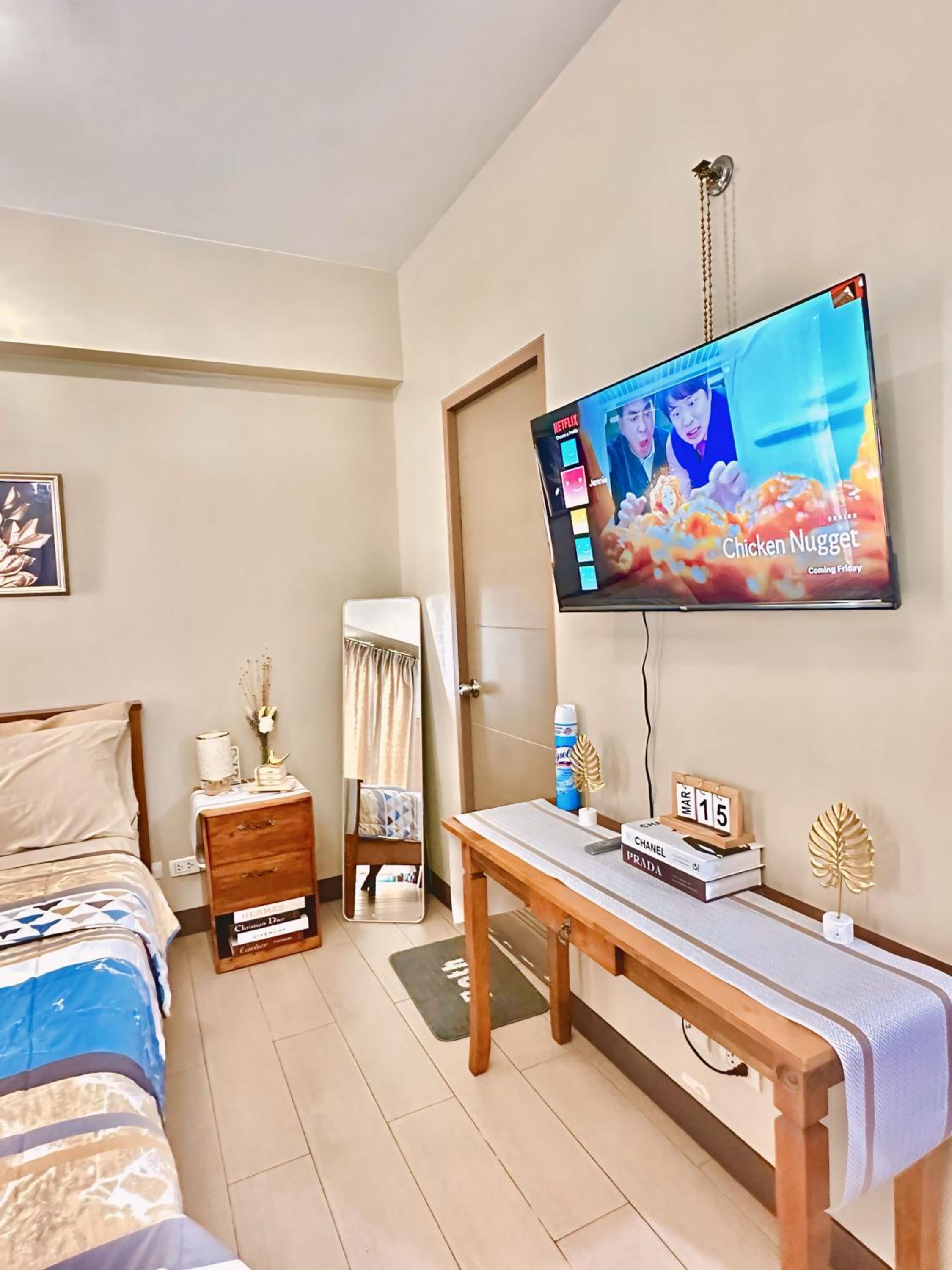 Condo in Newport City Pasay near NAIA T3 AIRPORT MANILA view 2