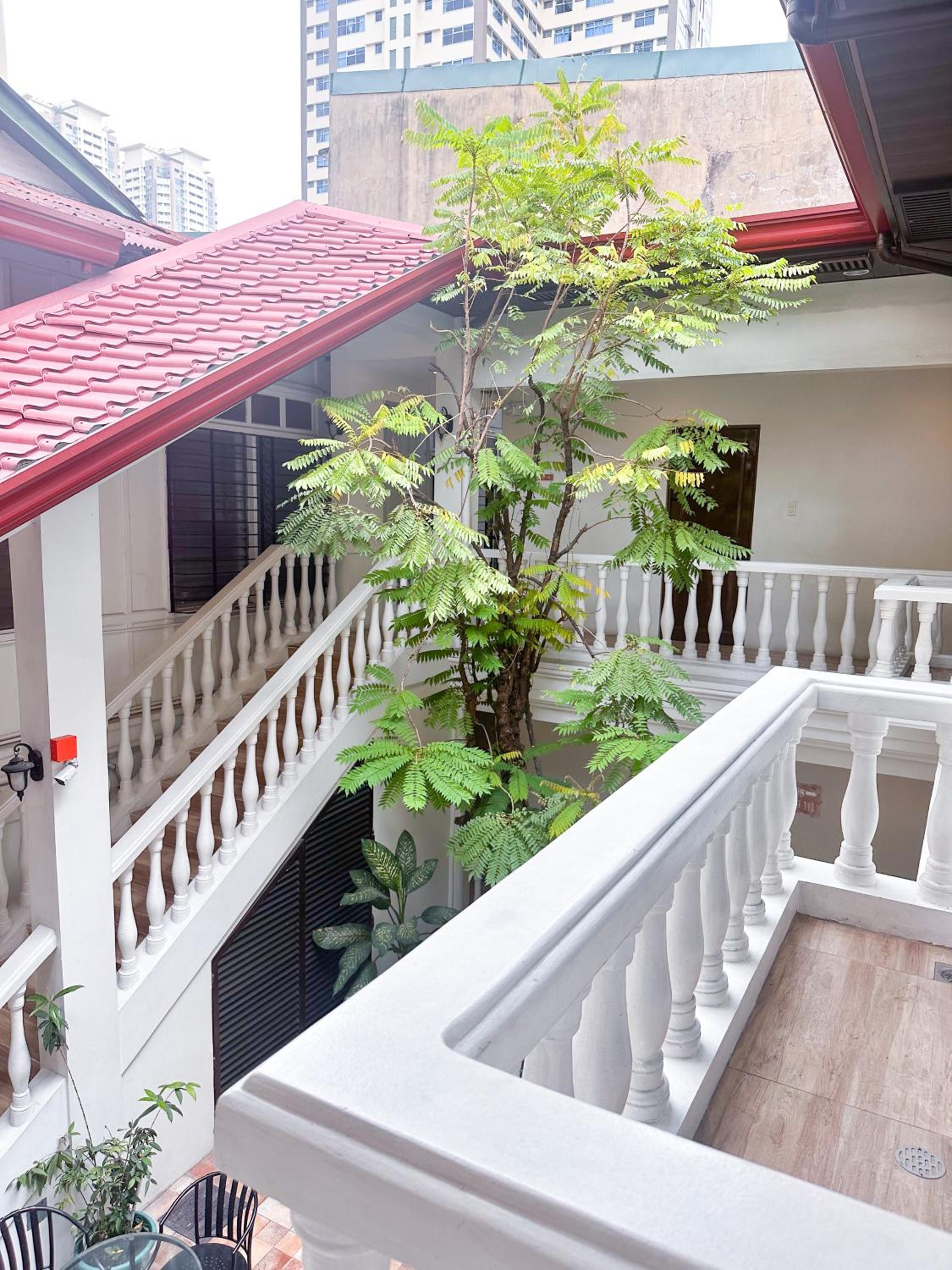 SANTOS Pension House