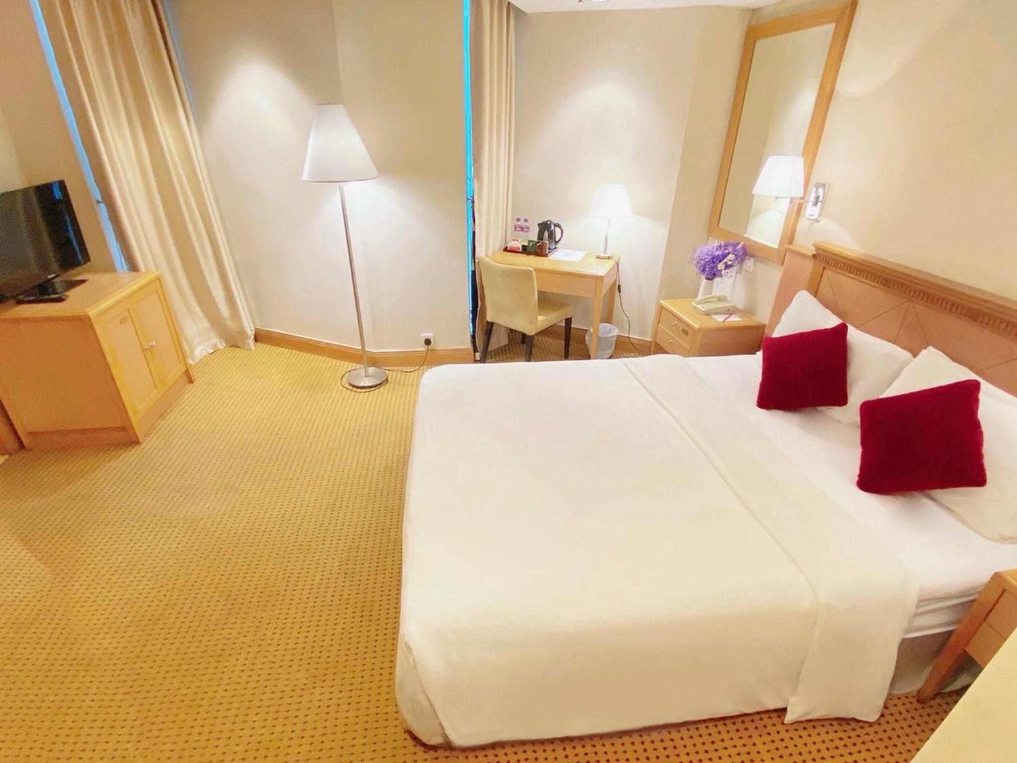Ramada Hong Kong Grand View 2