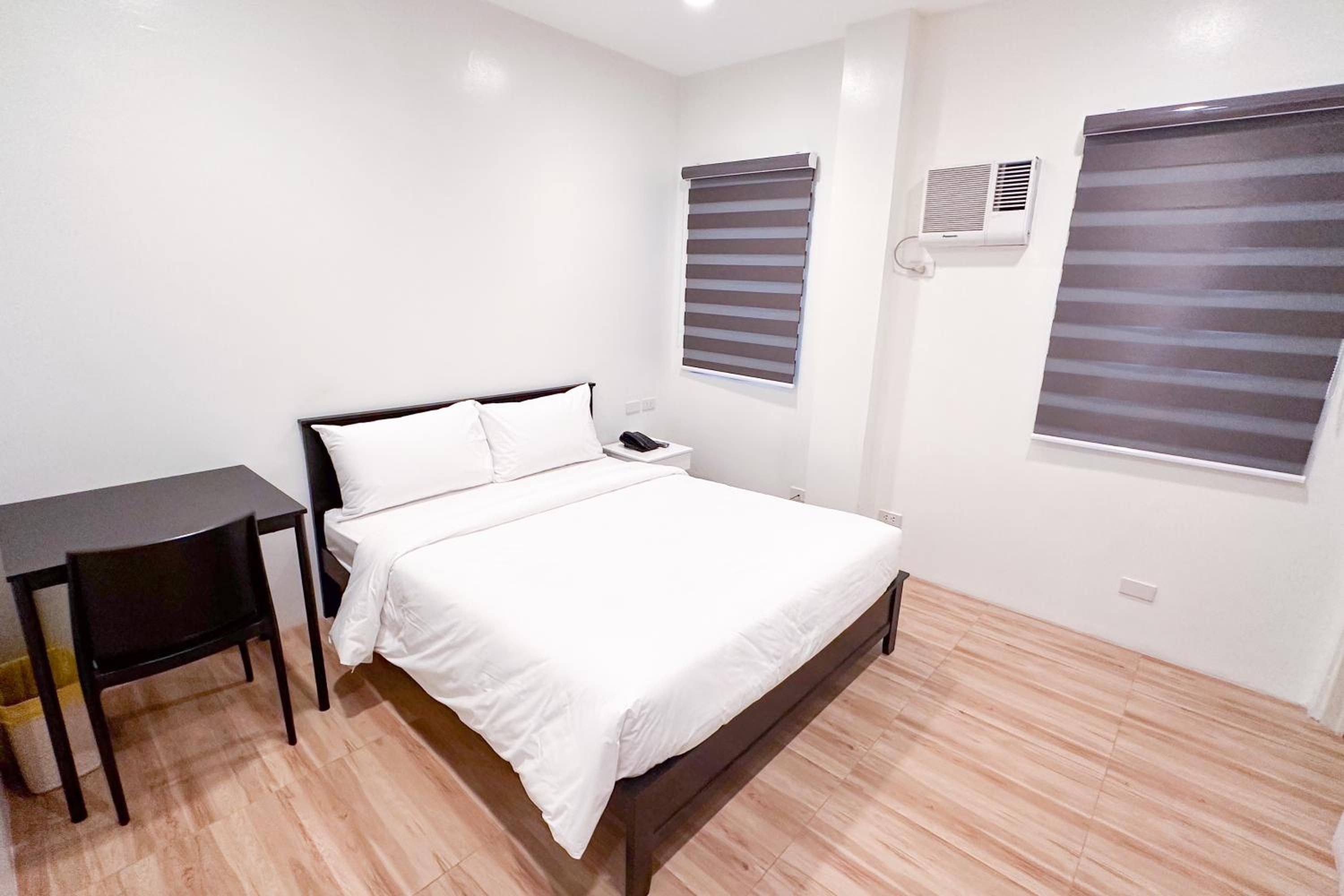 SANTOS Pension House