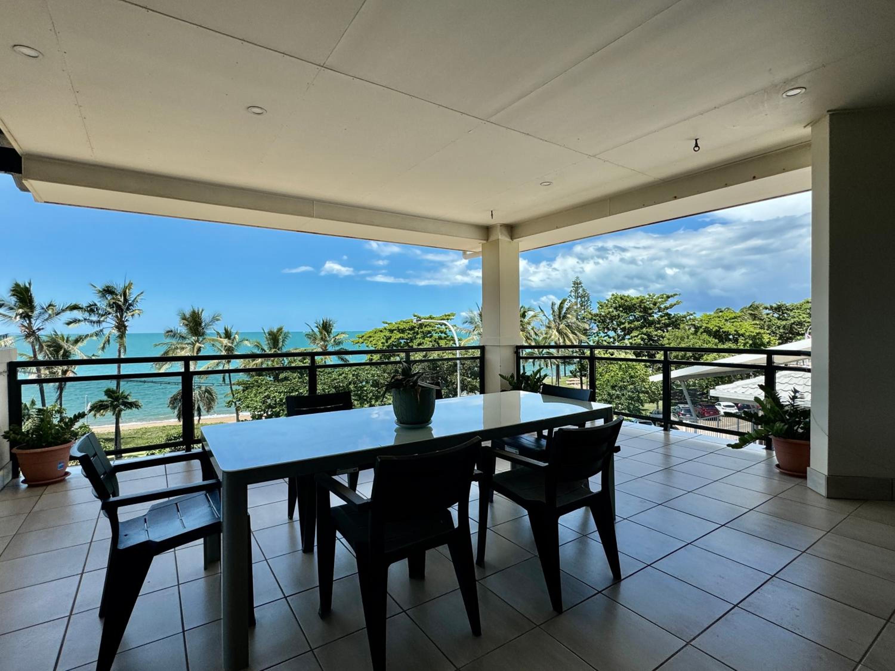 Townsville Apartments on The Strand - Penthouse