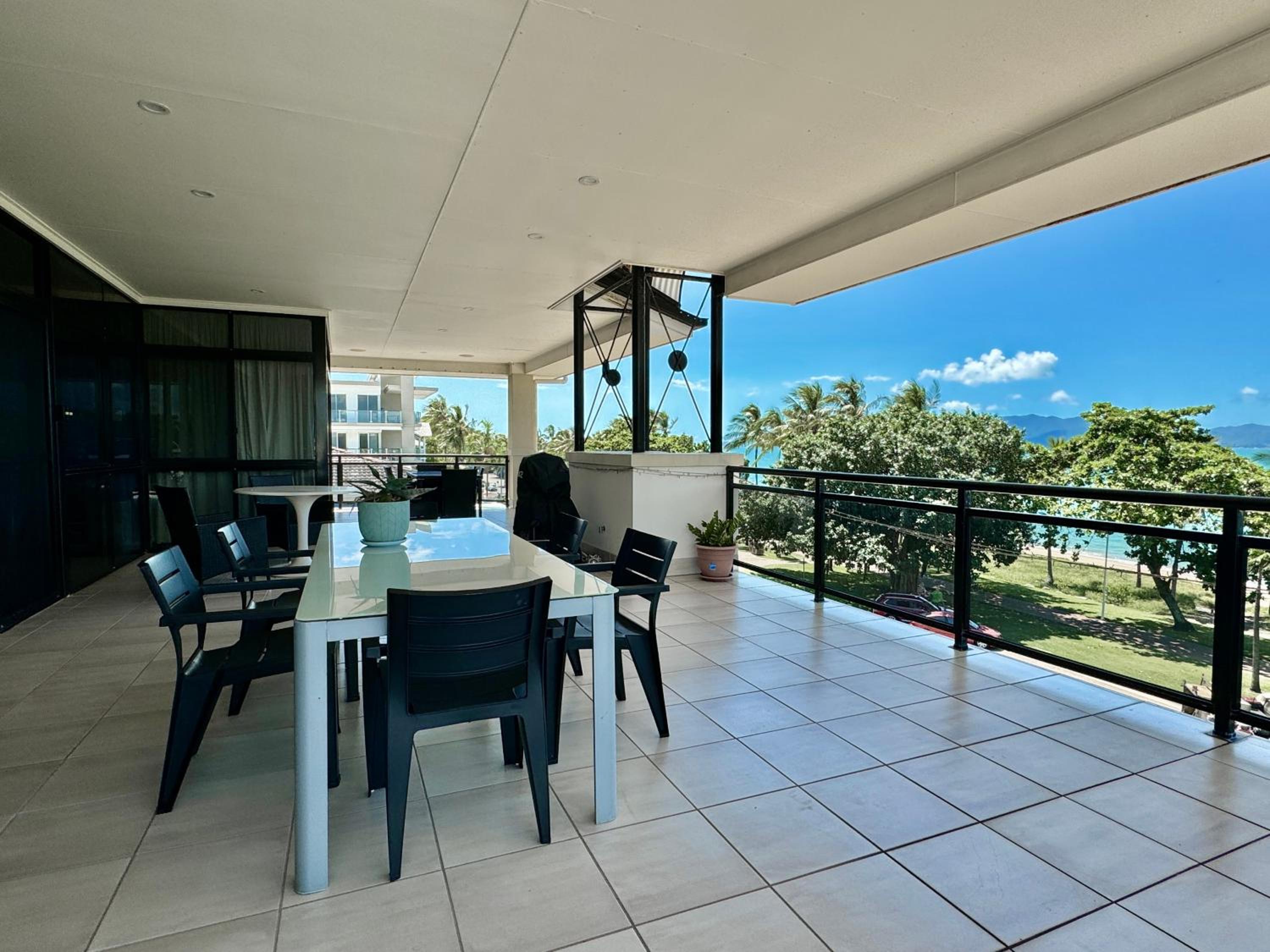 Townsville Apartments on The Strand - Penthouse