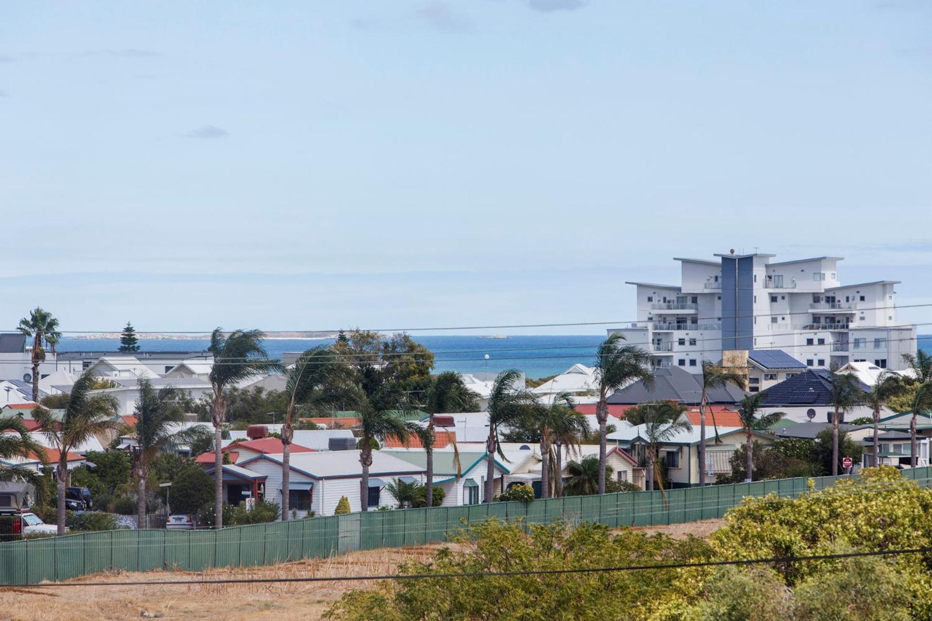 Serenity - Townhouse Close to South Fremantle