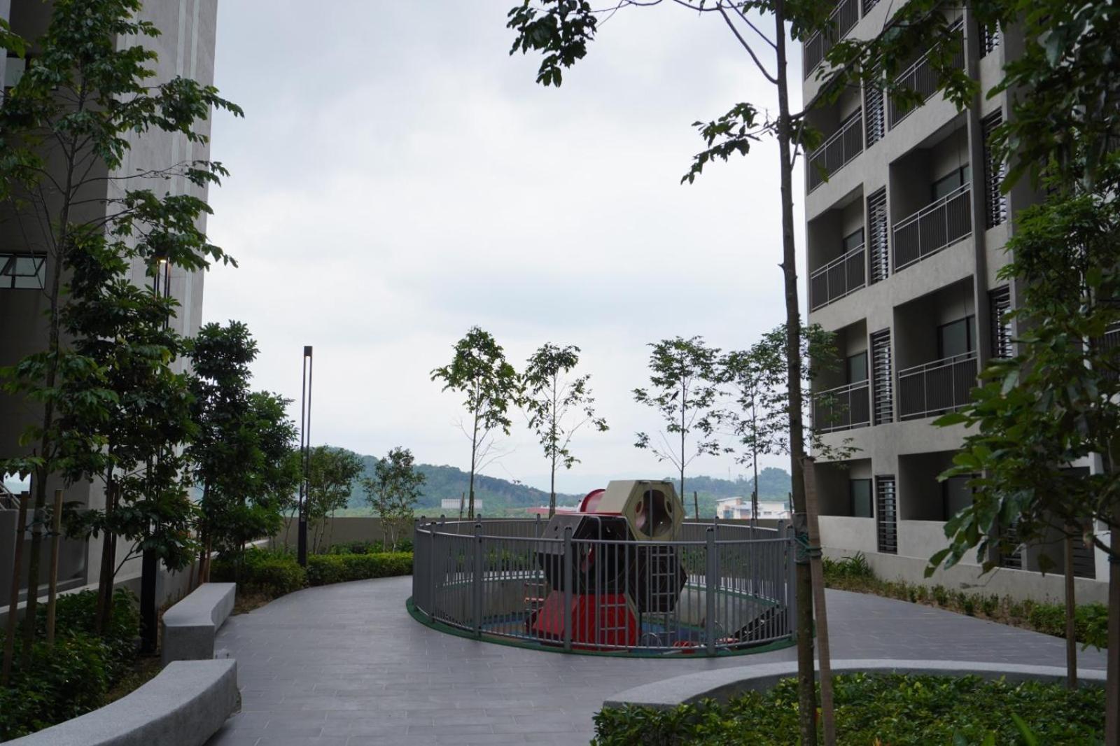 Camelia Youth City Nilai Studio residence 5pax photo 5