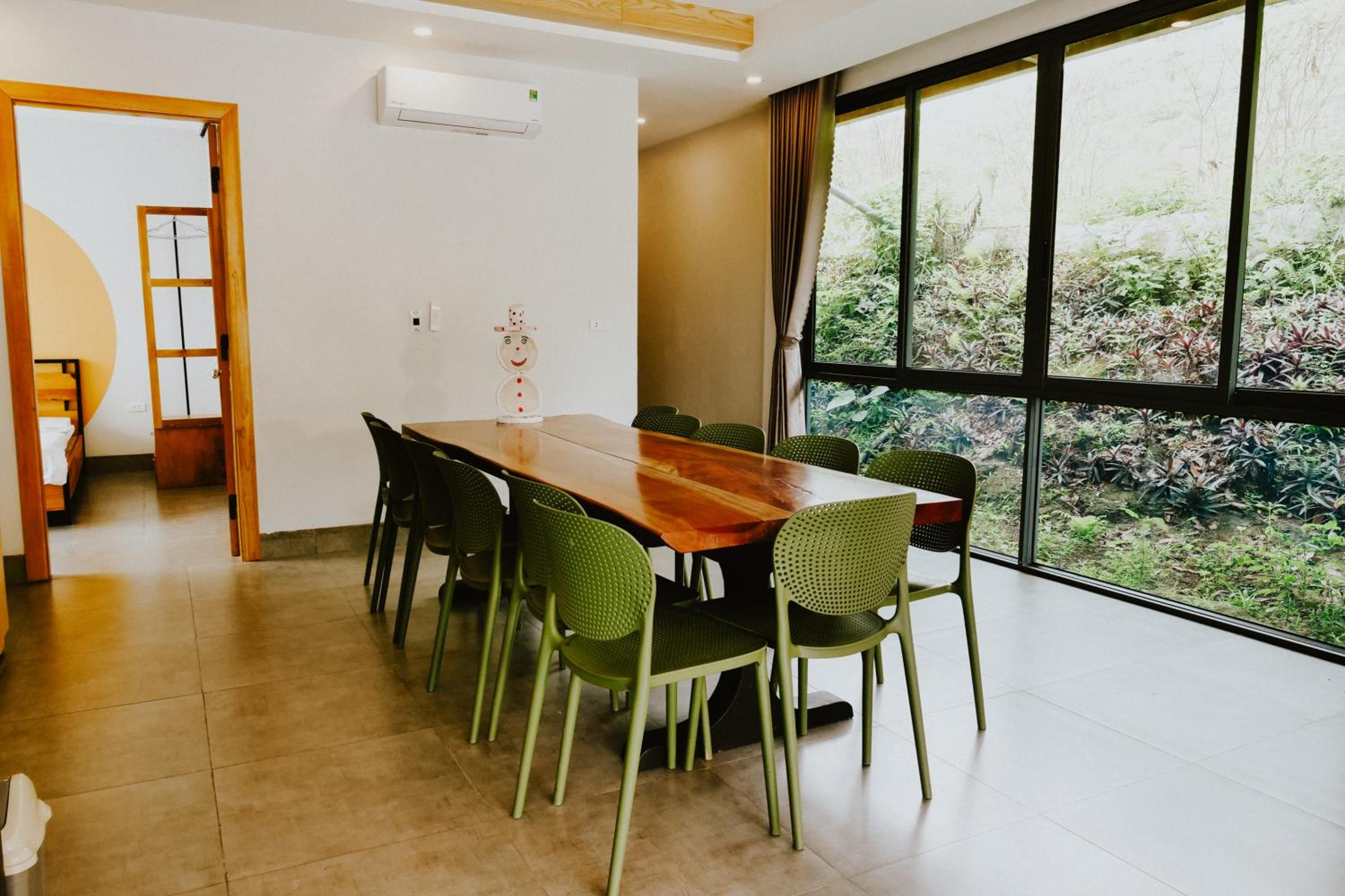 DC Green Villa & Resort Bavi - private pool and Mountain view