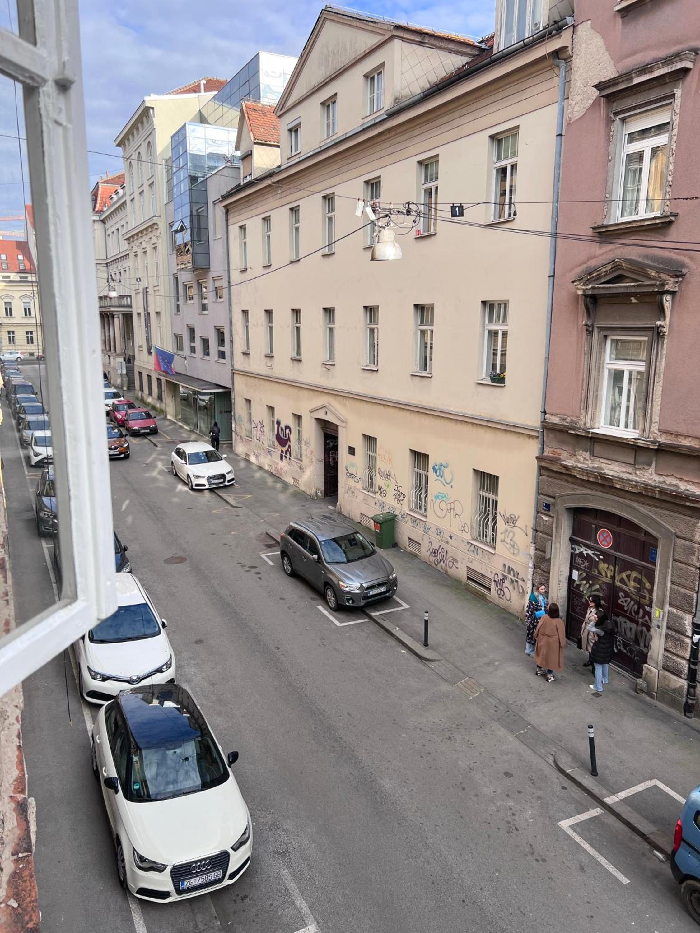 Central Dainty - Boutique Designer Apartment in Zagreb City Centre