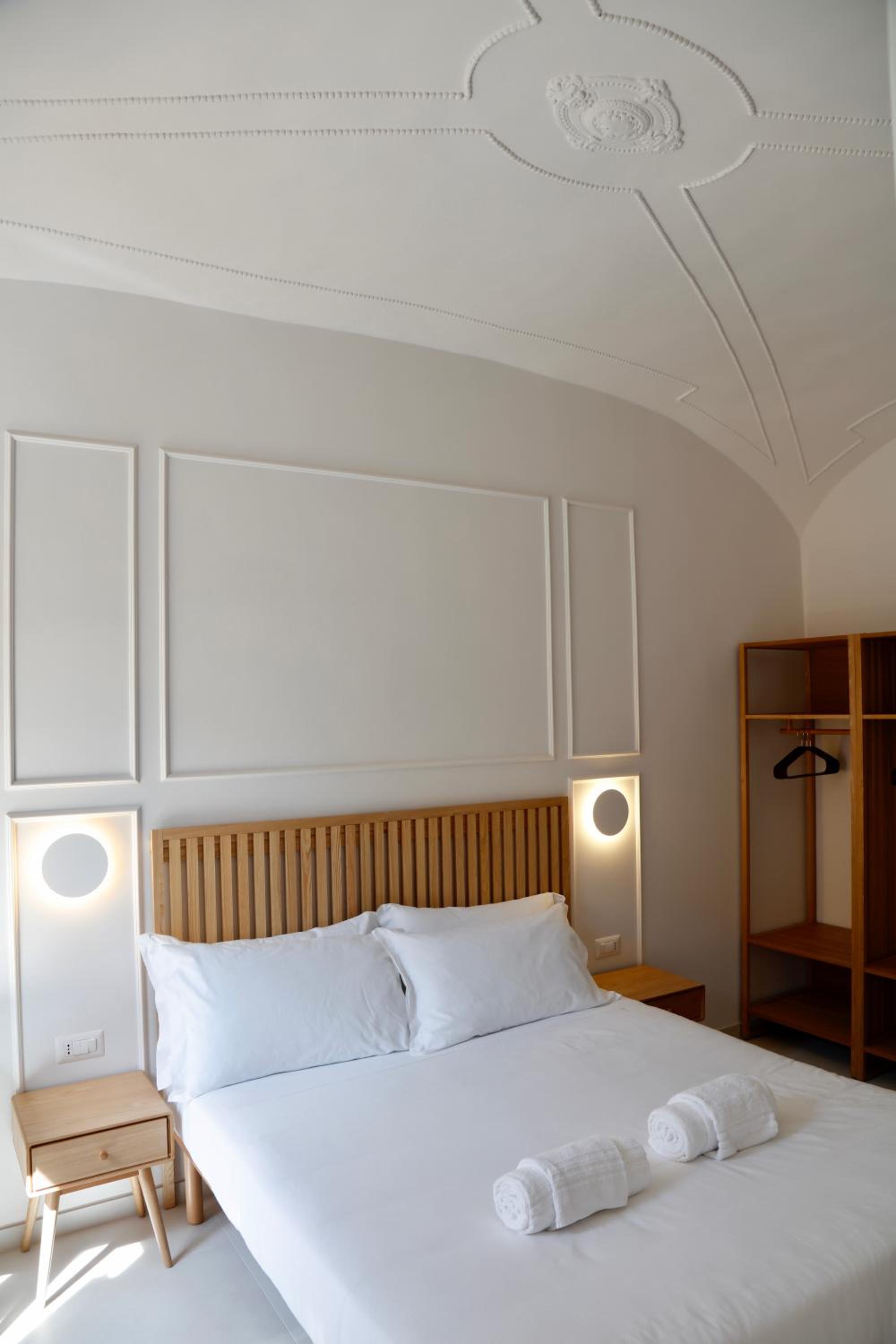 Domus Maxima - Rome Suite & Rooms