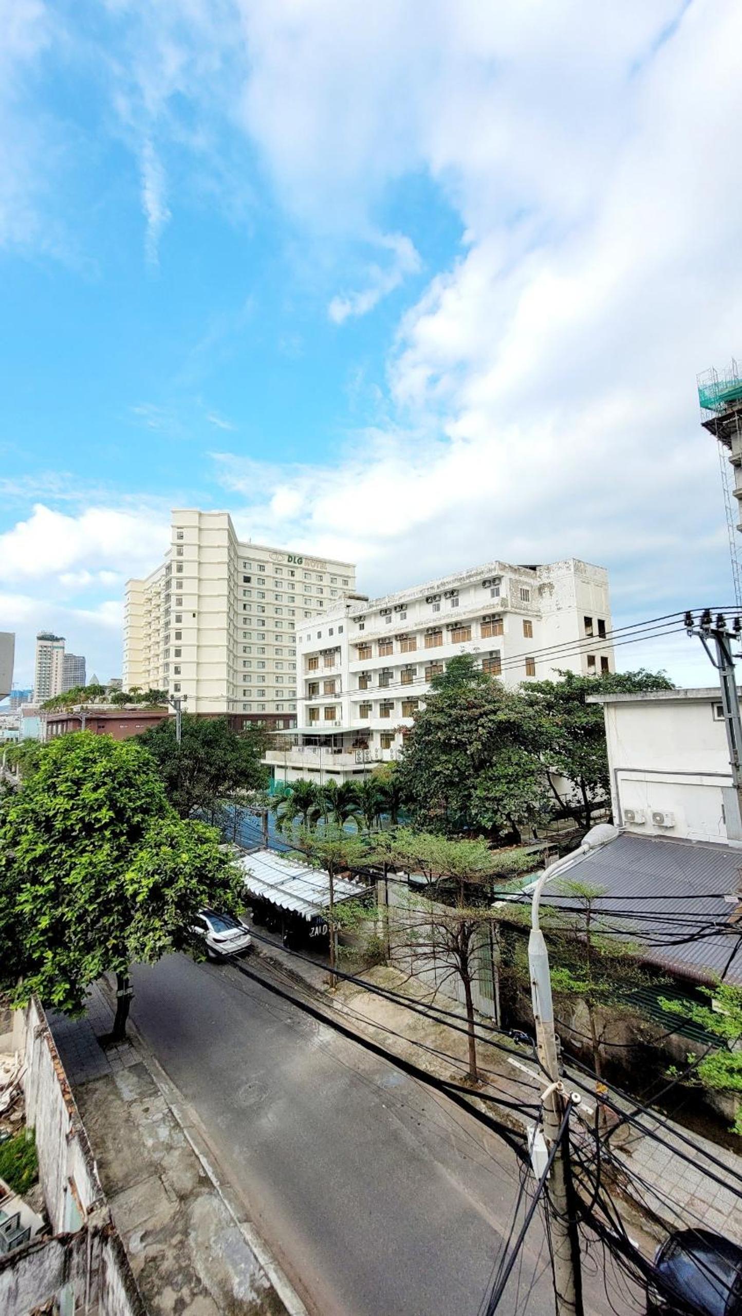 Gold Hotel And Apartment Da Nang