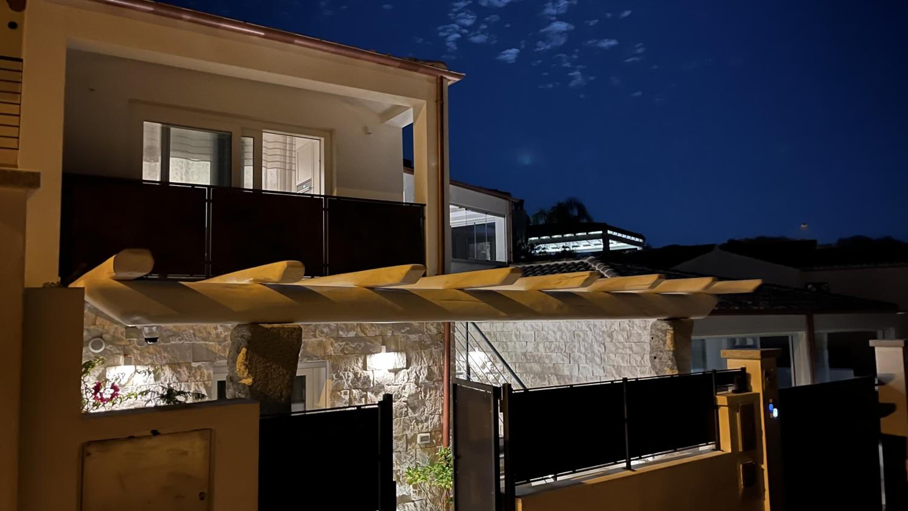 Casa Vacanze Zeffiro vista mare con giardino view 2