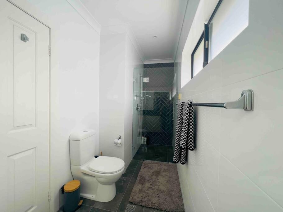 Maroubra Gem Close to Everything Sleep 16