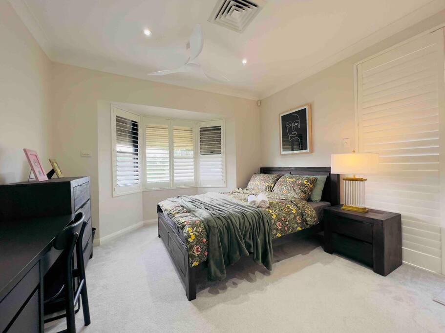 Maroubra Gem Close to Everything Sleep 16