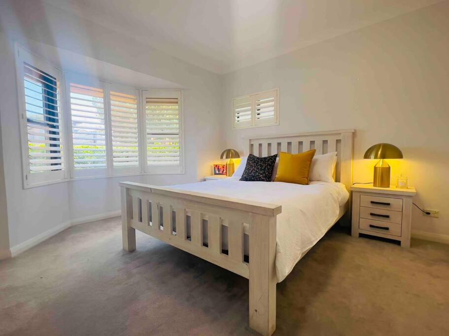 Maroubra Gem Close to Everything Sleep 16