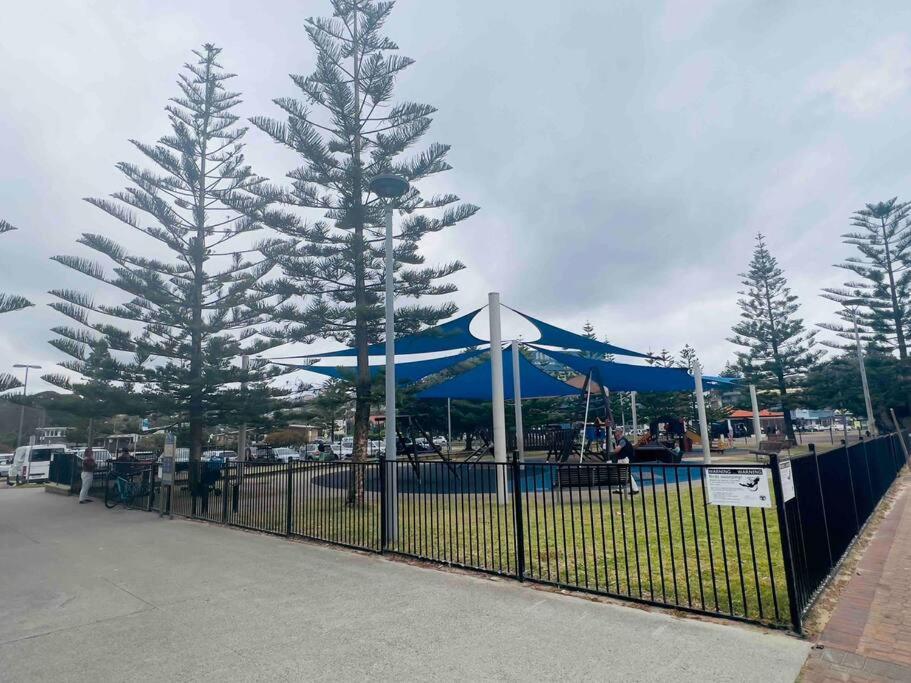 Maroubra Gem Close to Everything Sleep 16